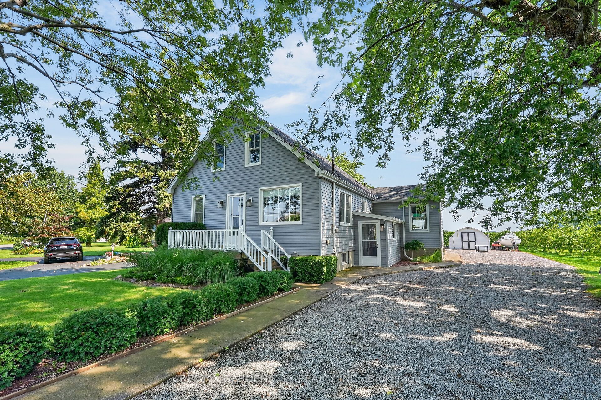 423 Read Road Property Photo 1