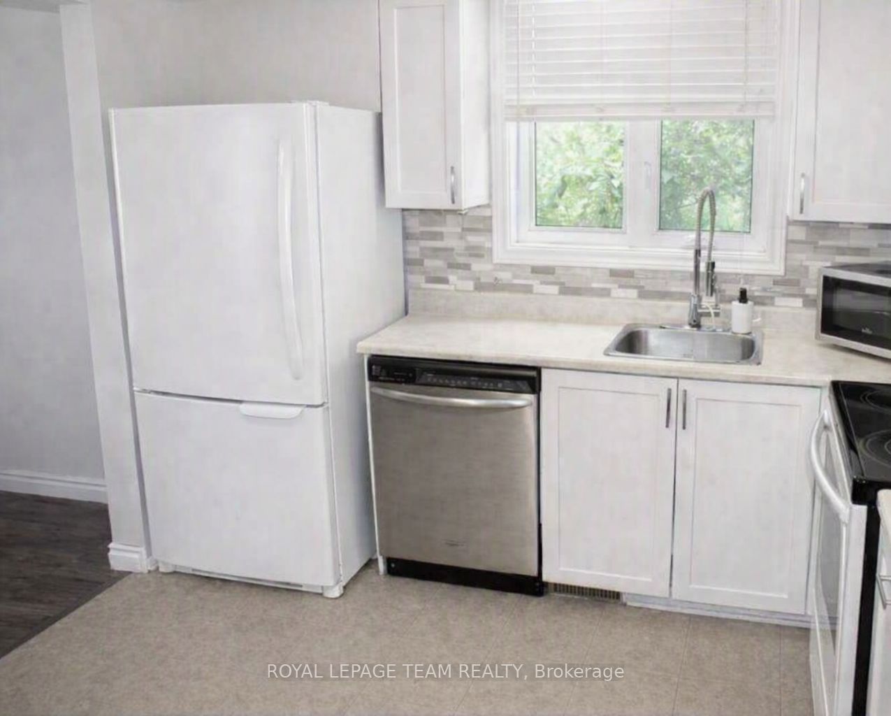 503 Sidney Drive 53 Property Photo 9