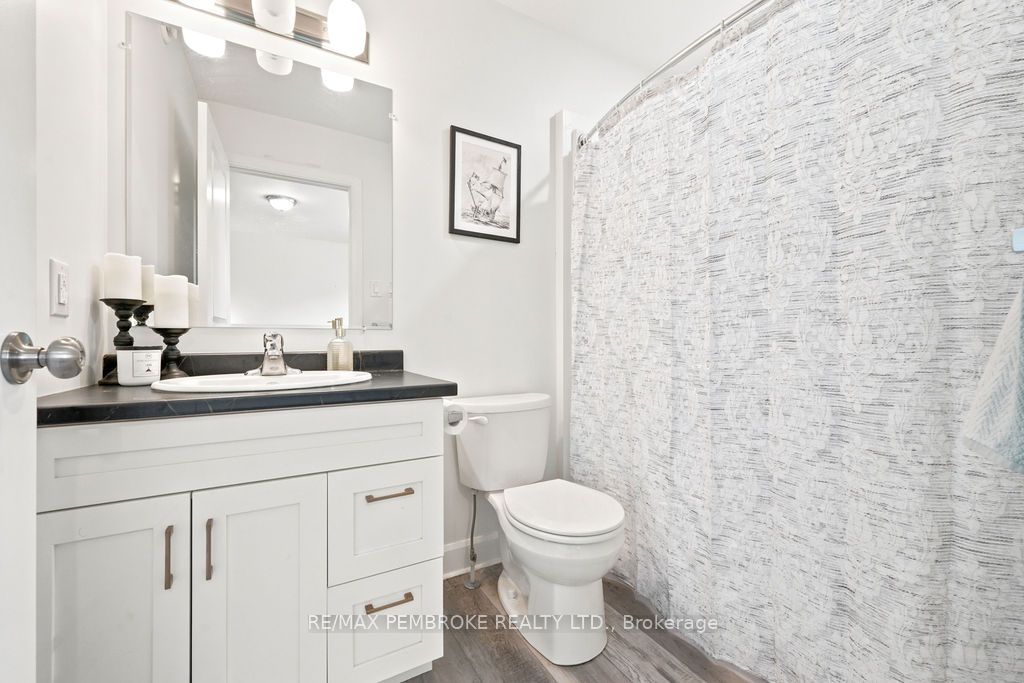 20 Terrance Drive Property Photo 17