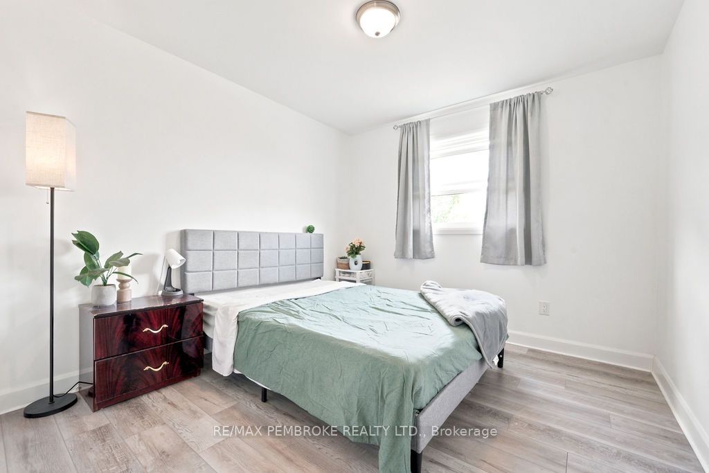 20 Terrance Drive Property Photo 23