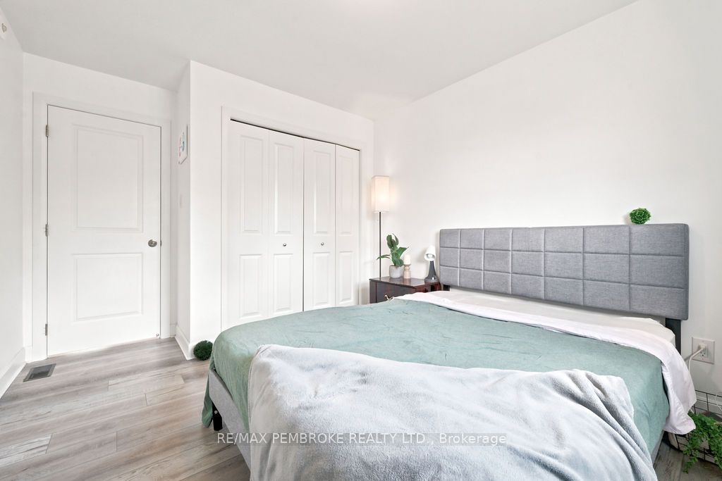 20 Terrance Drive Property Photo 24