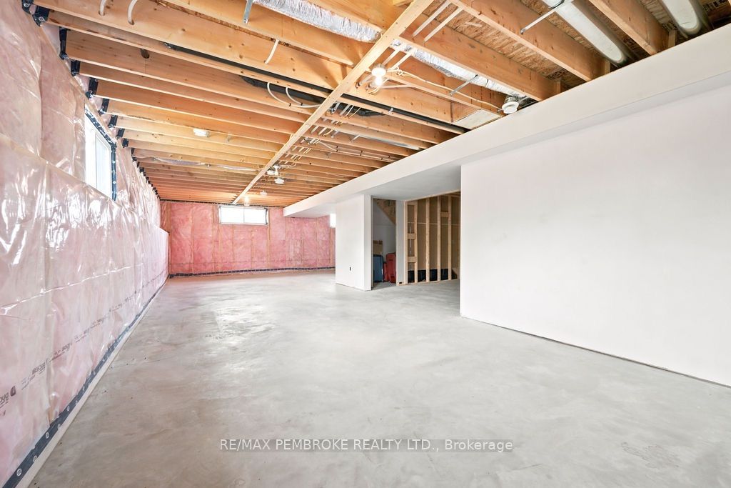 20 Terrance Drive Property Photo 27