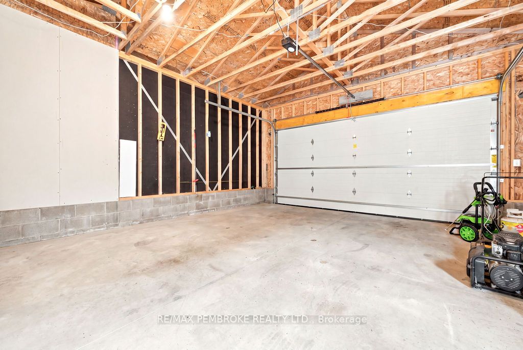 20 Terrance Drive Property Photo 29
