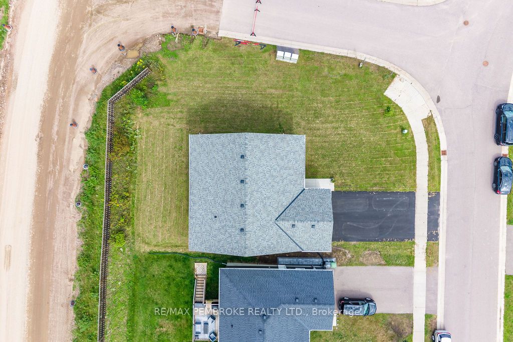 20 Terrance Drive Property Photo 33