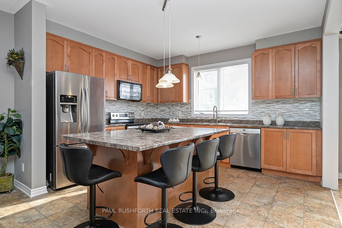 609 Dundonald Drive Property Photo 8