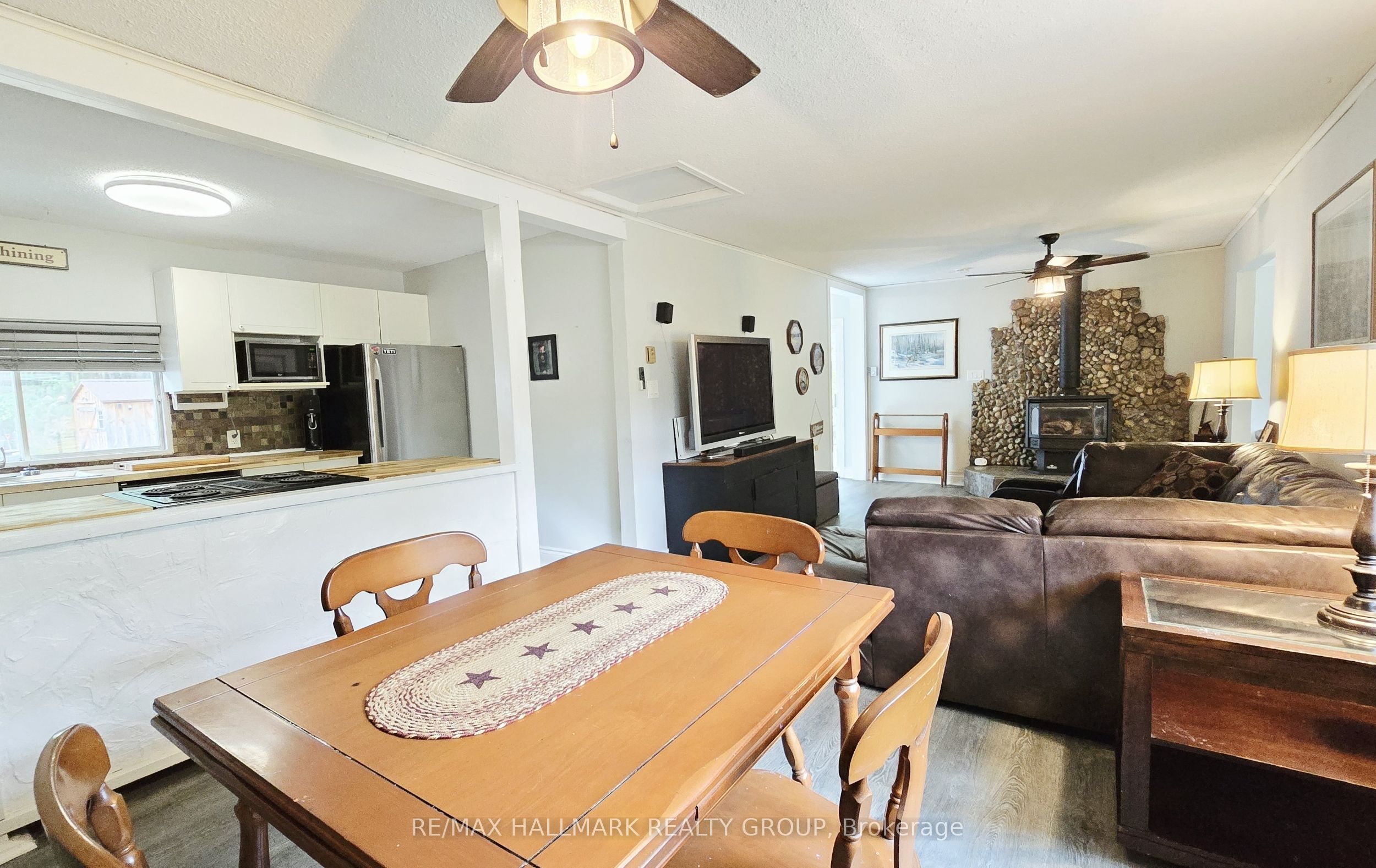 1153 Bayview Drive Property Photo 14