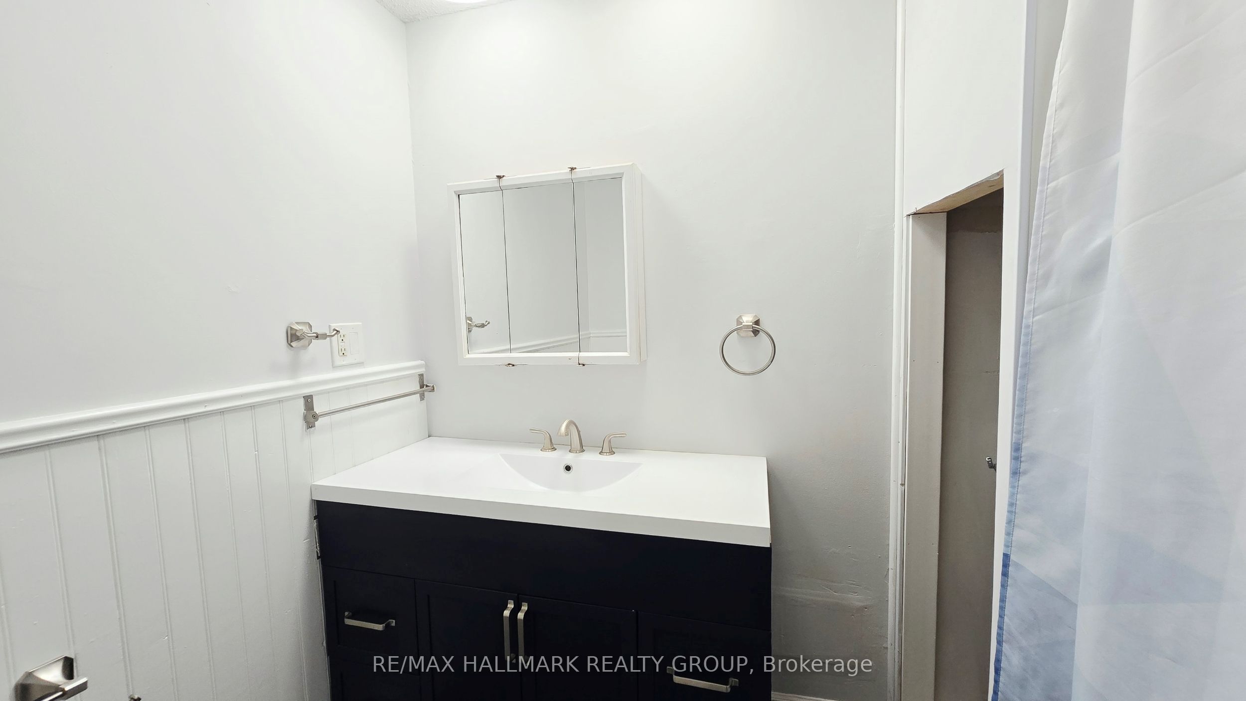 1153 Bayview Drive Property Photo 25