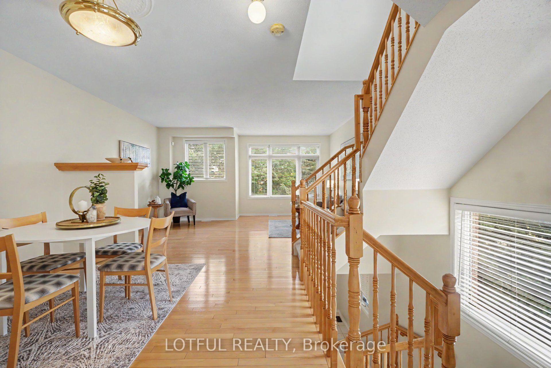 68 Metropole Private Property Photo 8