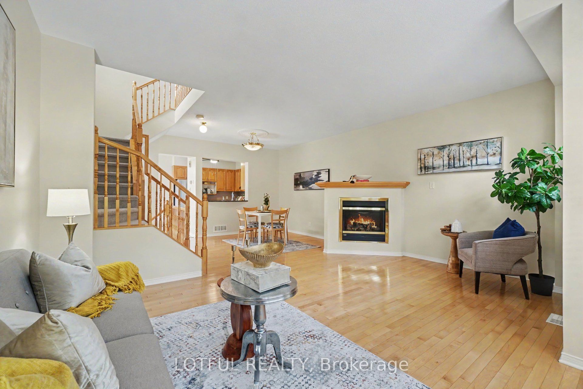 68 Metropole Private Property Photo 18