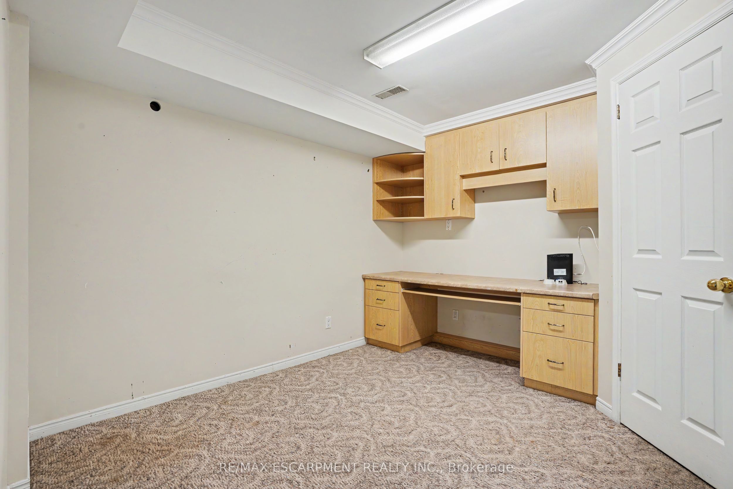 21 Farewell Crescent Property Photo 26
