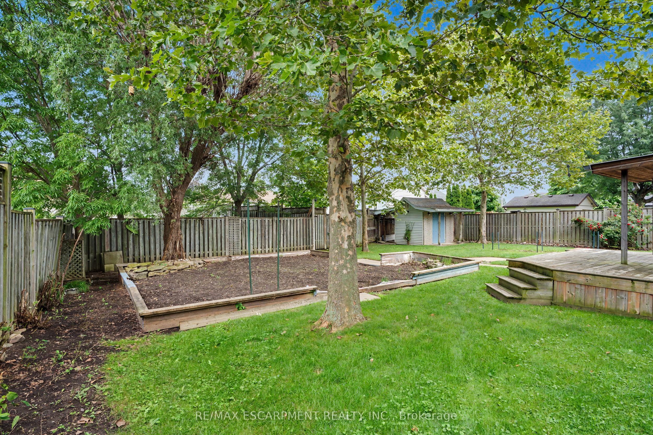 21 Farewell Crescent Property Photo 36