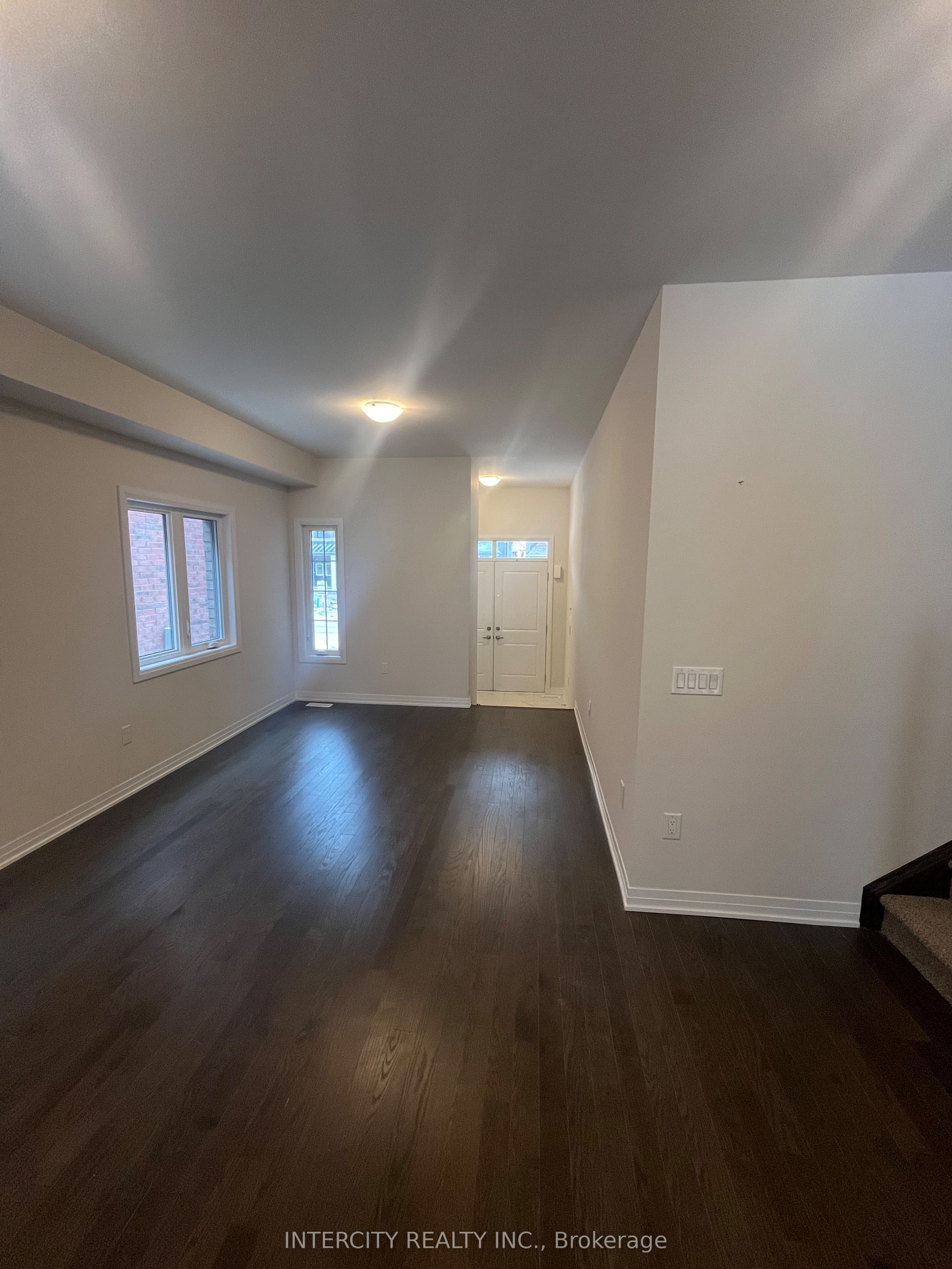 140 Raftis Street Property Photo 4