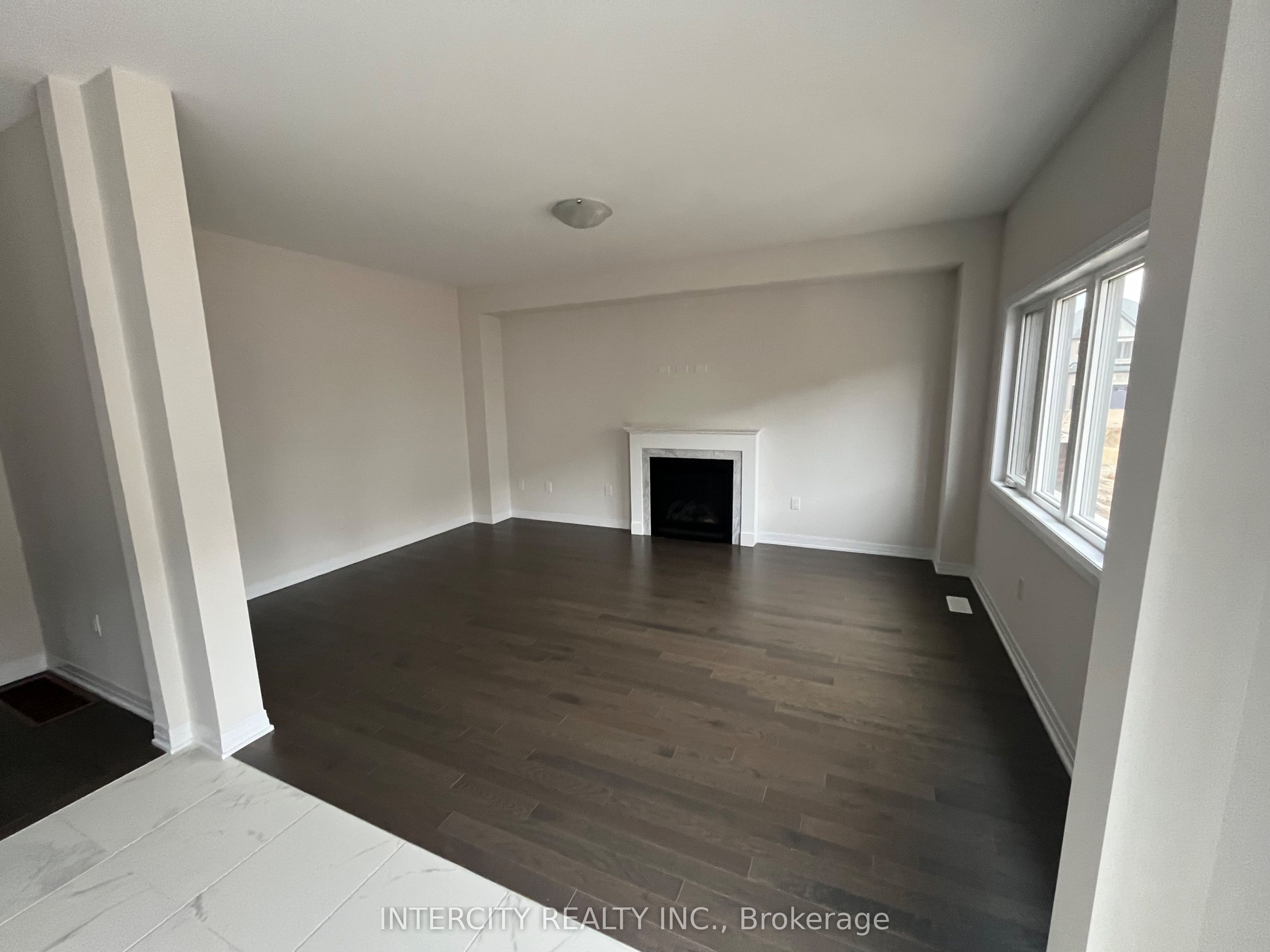 140 Raftis Street Property Photo 9