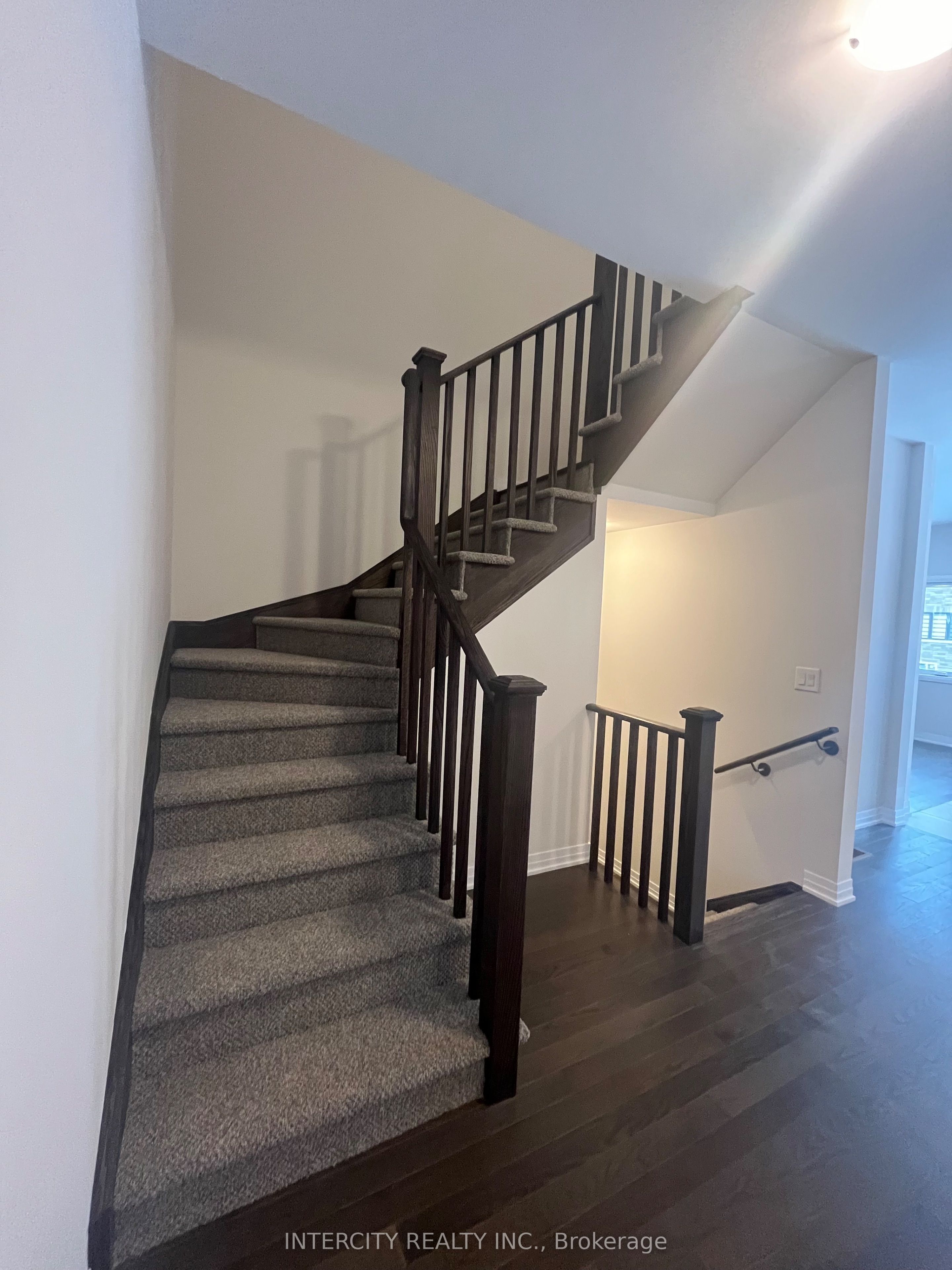140 Raftis Street Property Photo 13