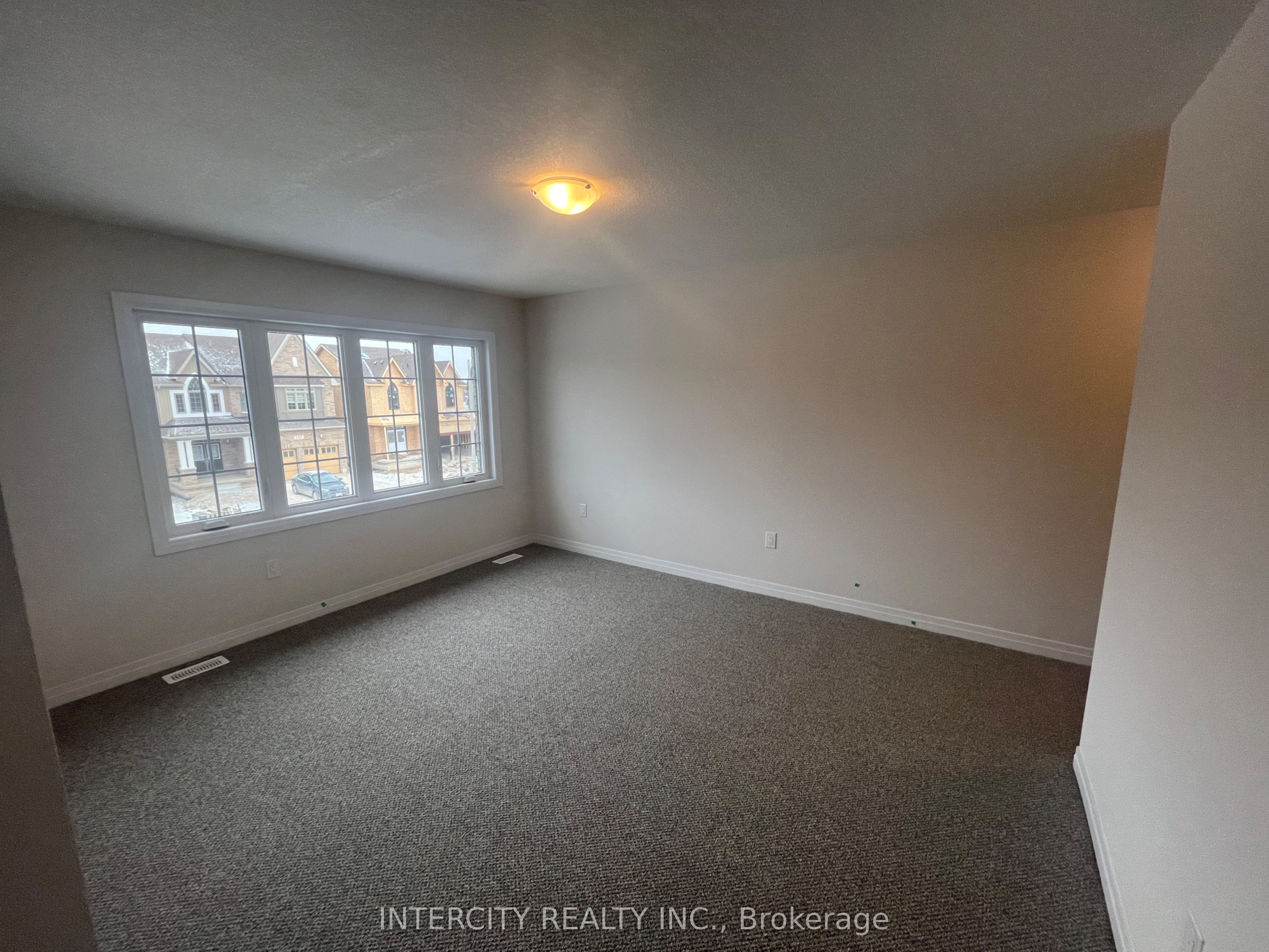 140 Raftis Street Property Photo 19