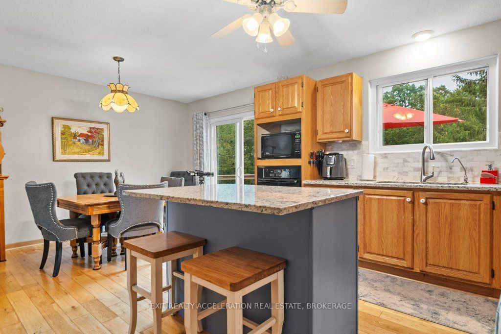 4524 County Rd 1 E Property Photo 15