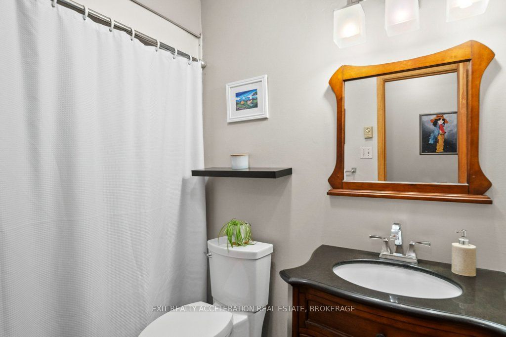 4524 County Rd 1 E Property Photo 23