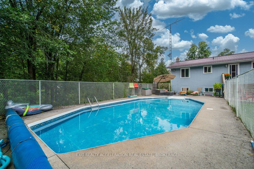 4524 County Rd 1 E Property Photo 39