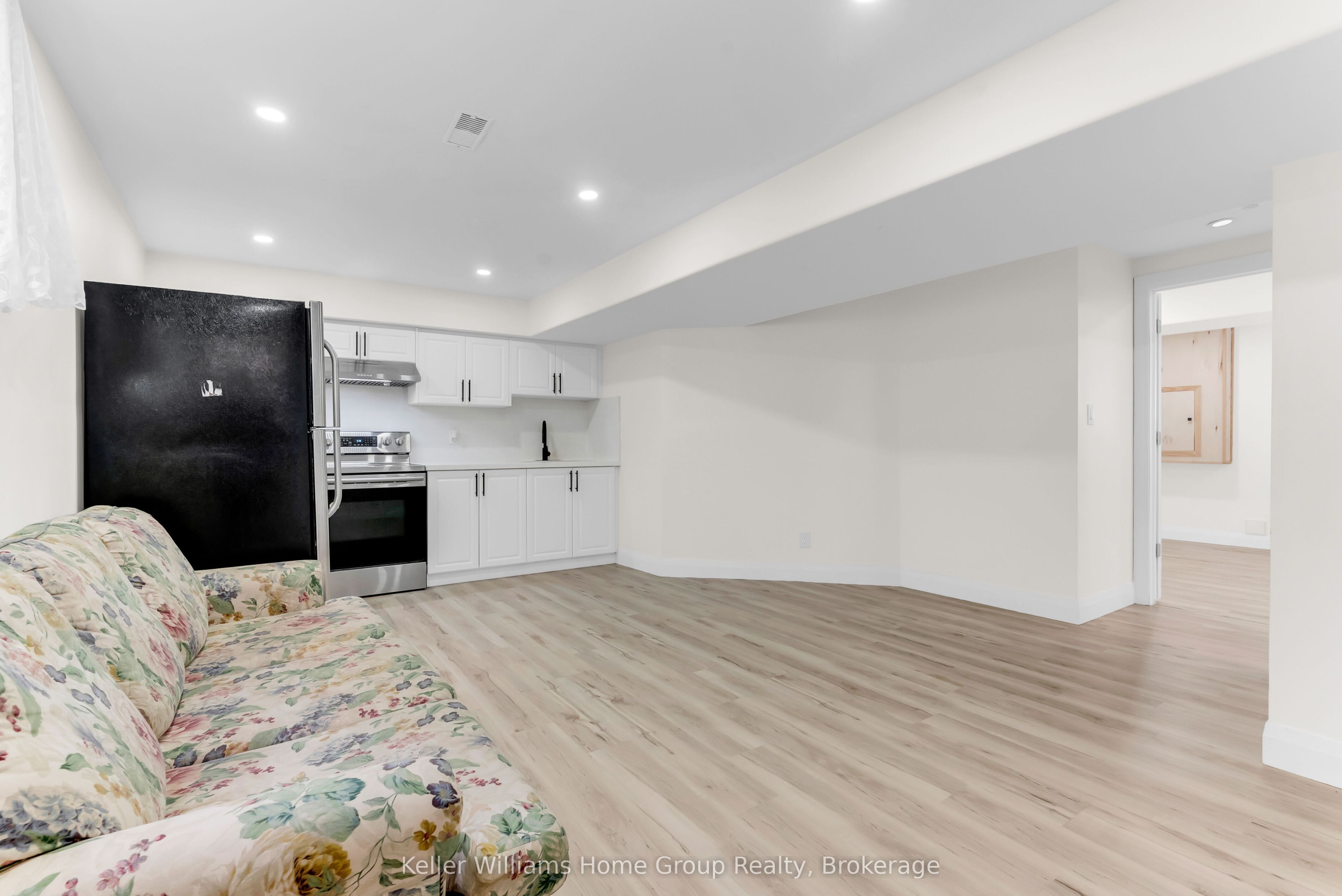 148 Clairfields Drive W Property Photo 35