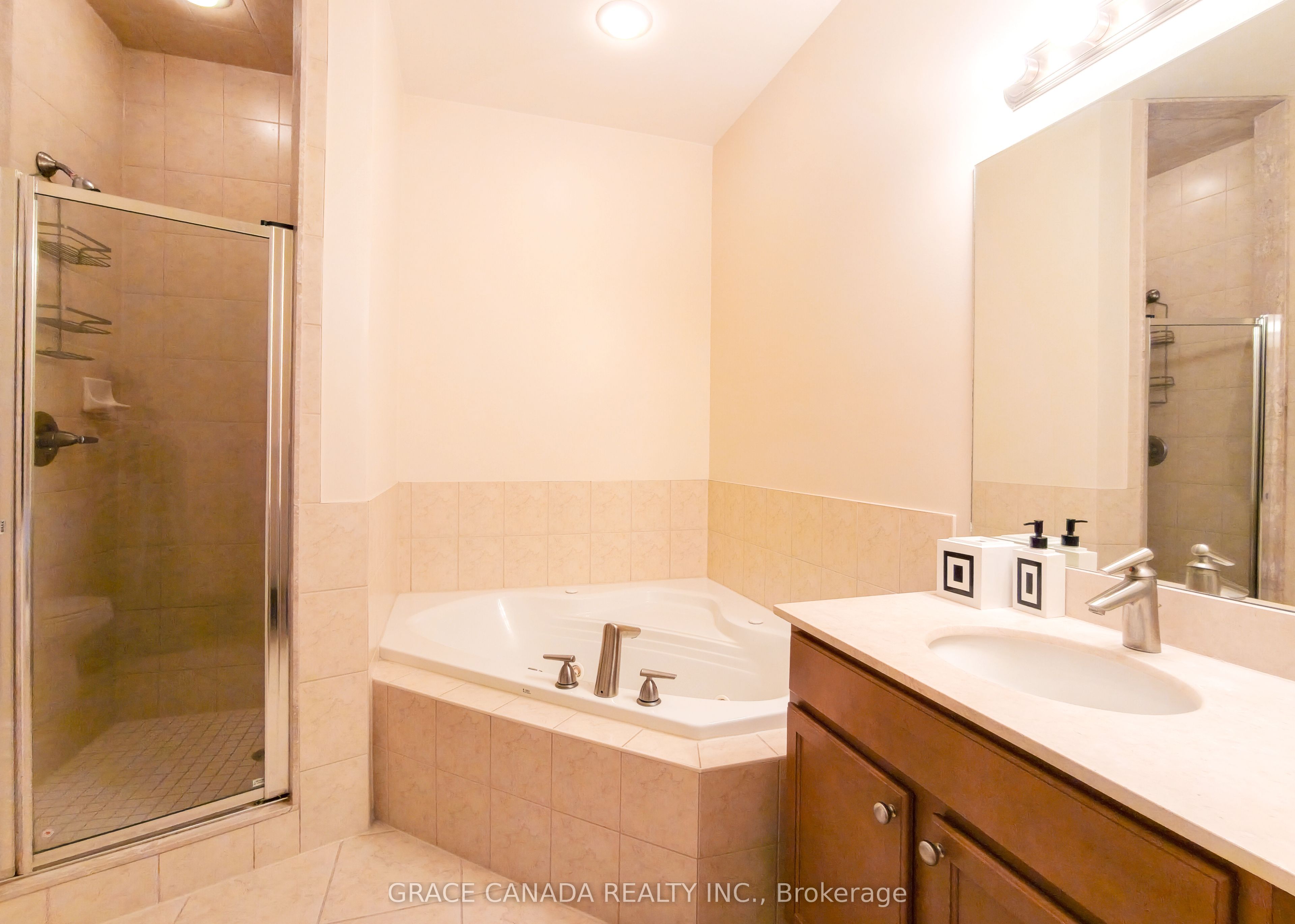 1225 Riverside Drive W 504 Property Photo 22