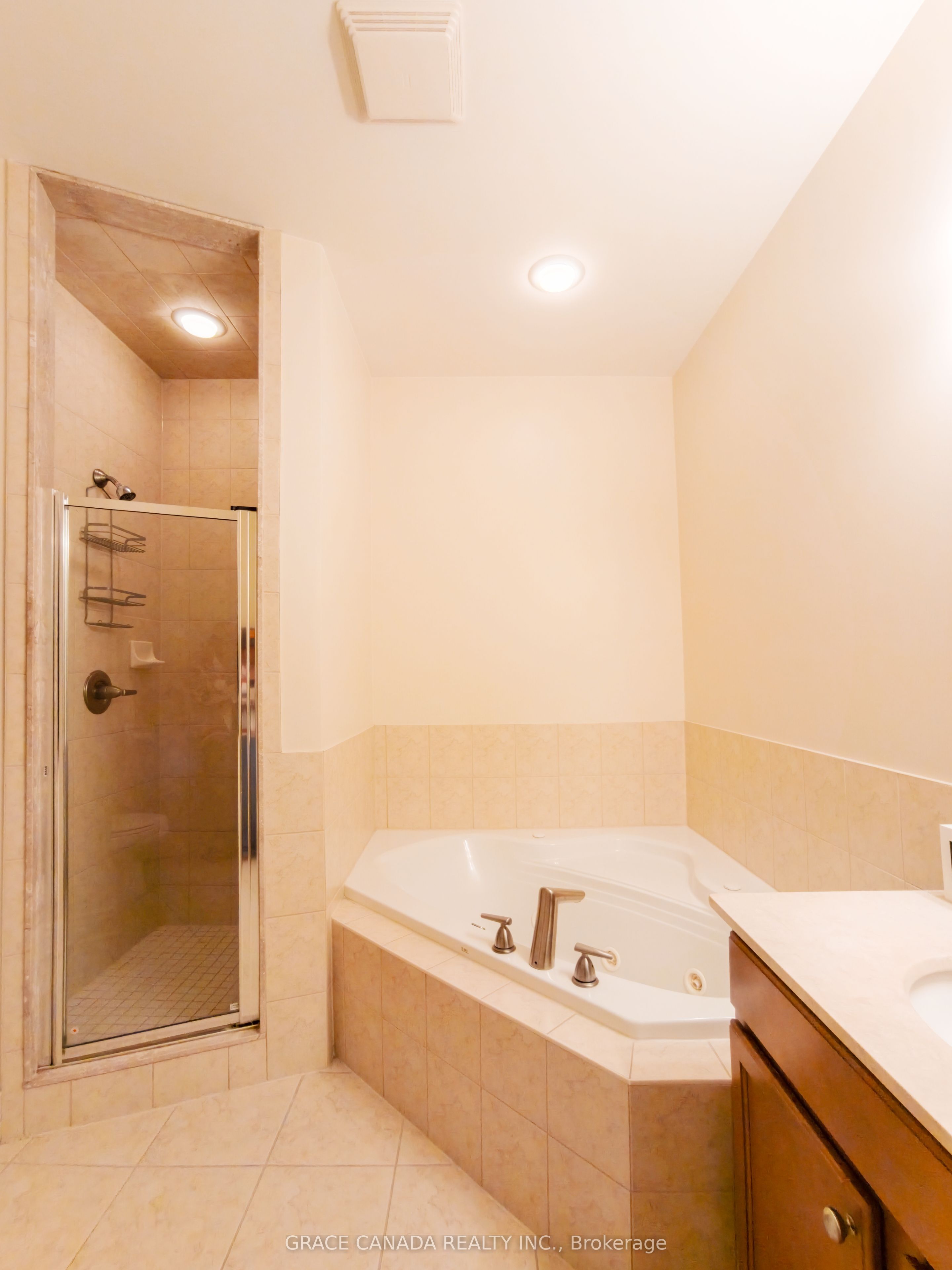 1225 Riverside Drive W 504 Property Photo 23