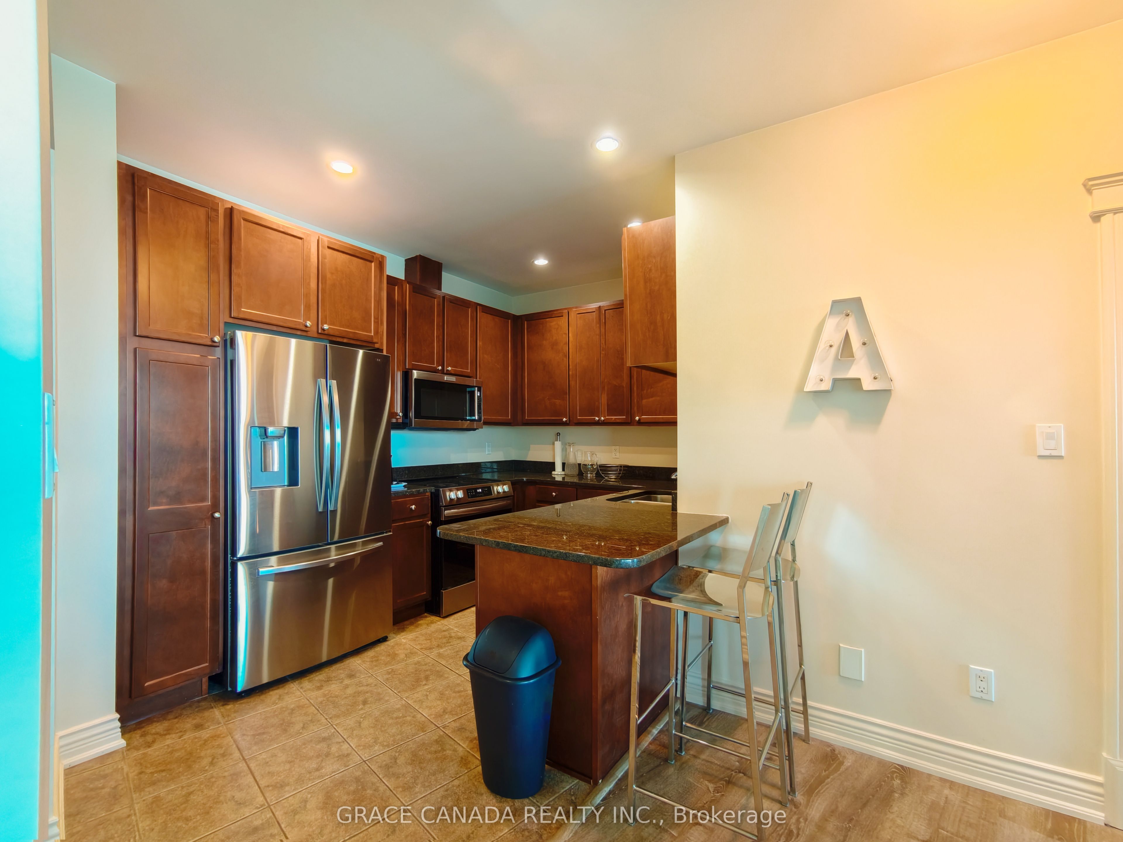 1225 Riverside Drive W 504 Property Photo 27