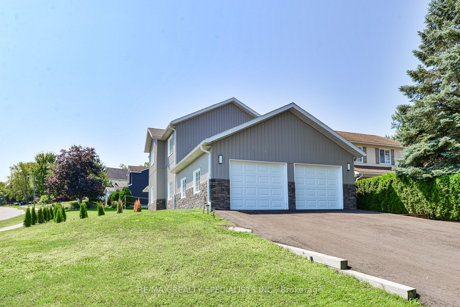X13741356 Property Photo 3