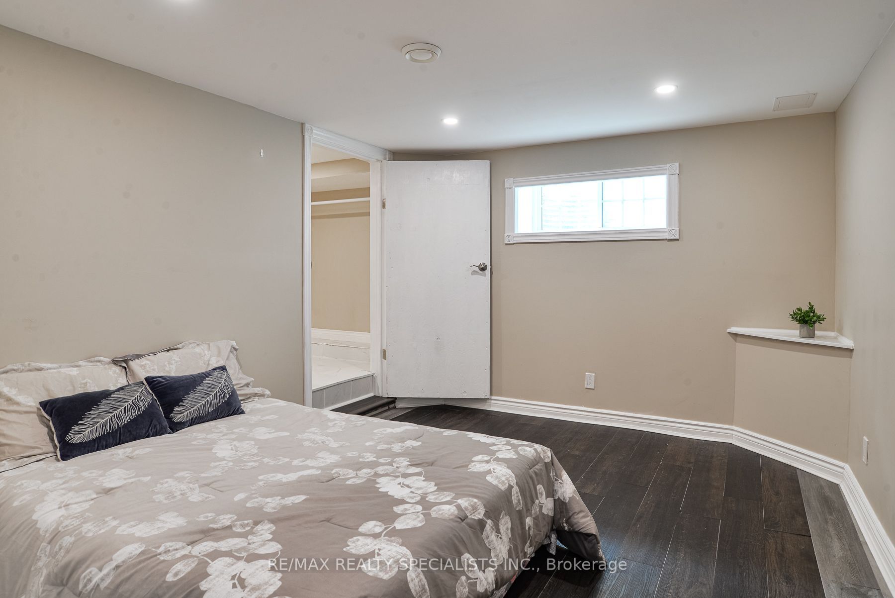 X13741356 Property Photo 22