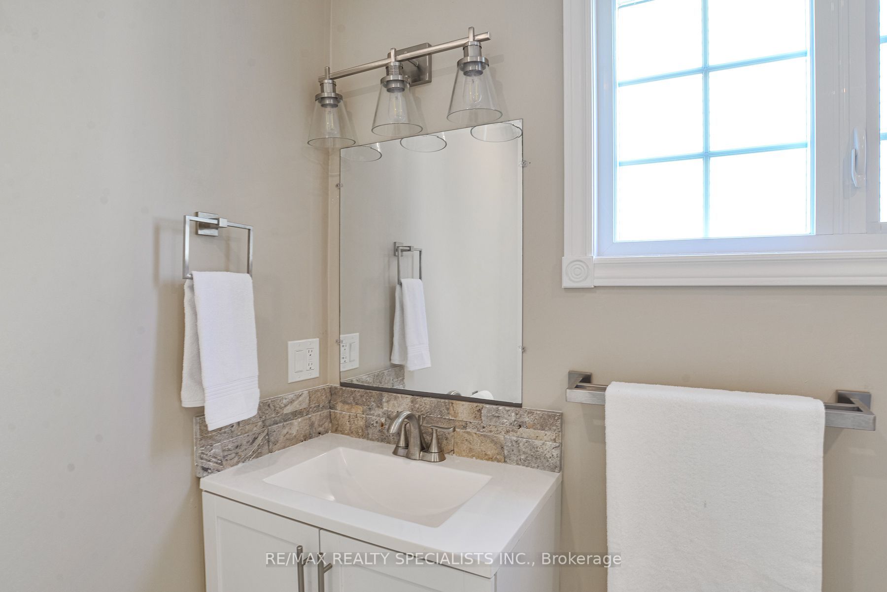 X13741356 Property Photo 25