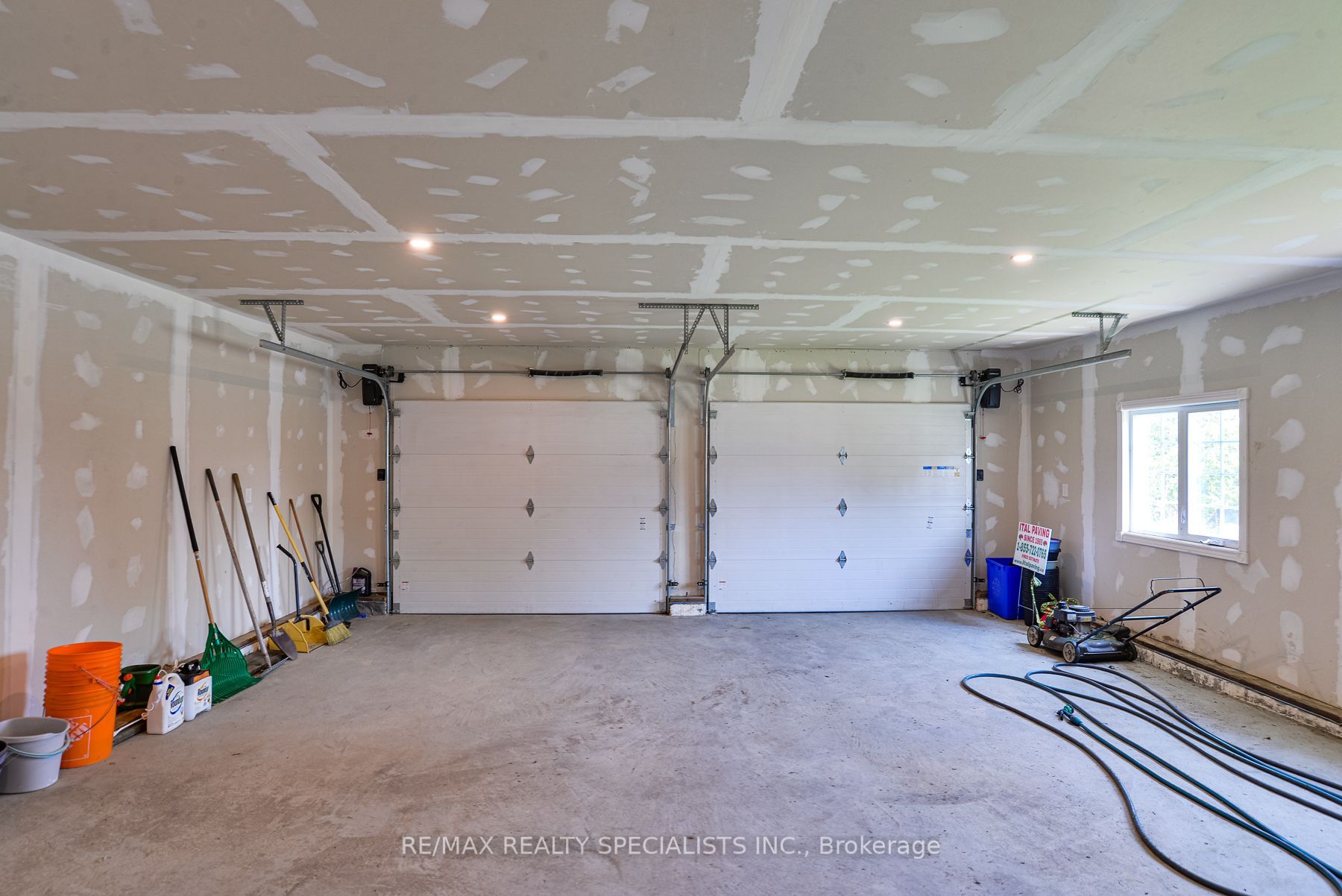 X13741356 Property Photo 26