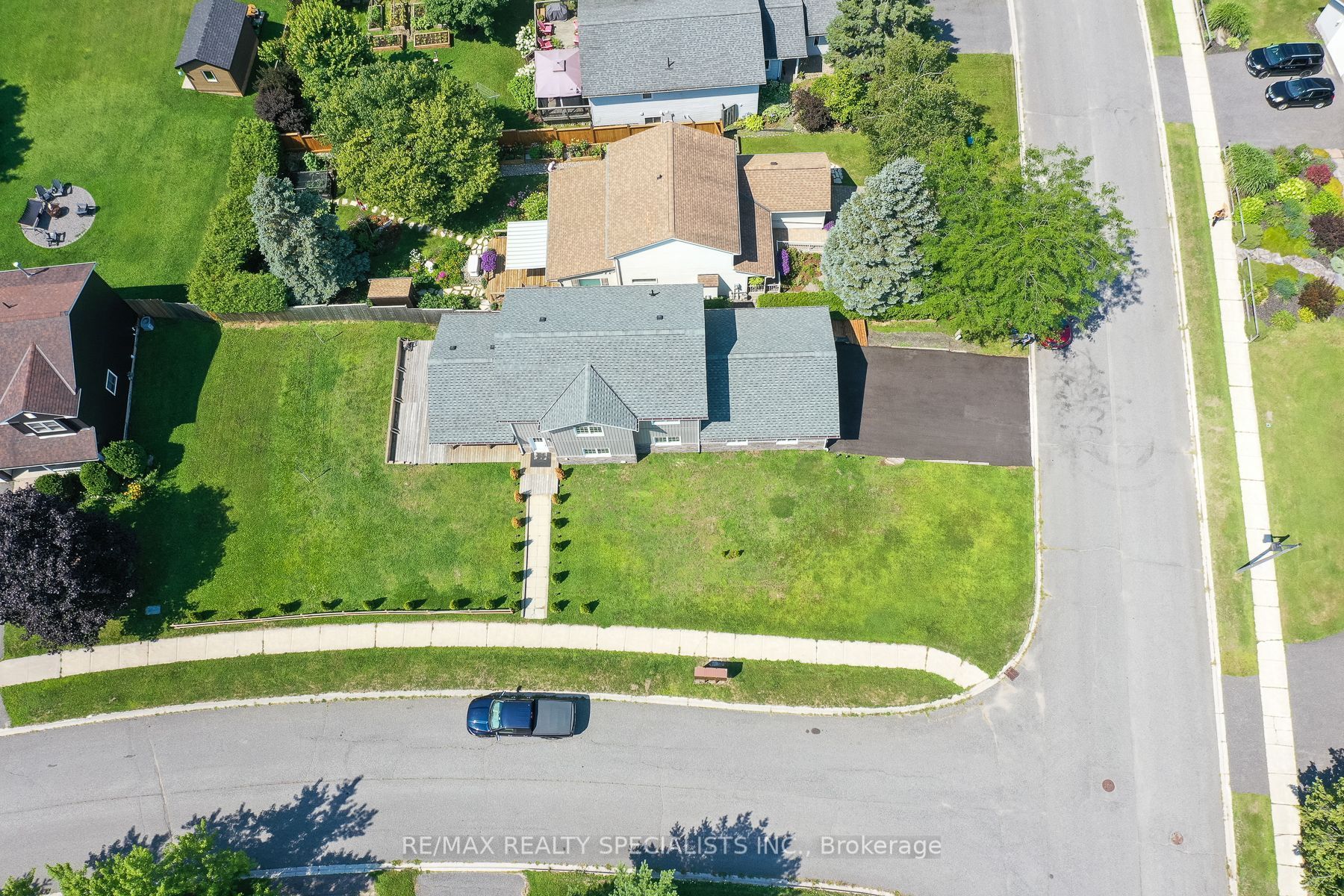 X13741356 Property Photo 37