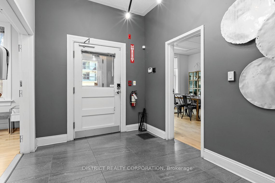226 Argyle Avenue Property Photo 3