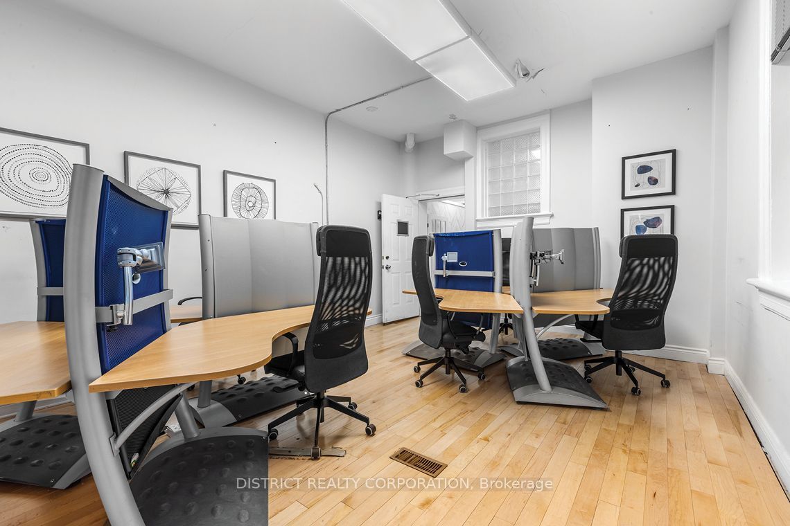 226 Argyle Avenue Property Photo 6