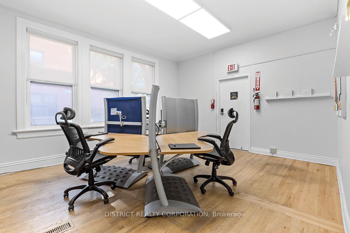 226 Argyle Avenue Property Photo 12