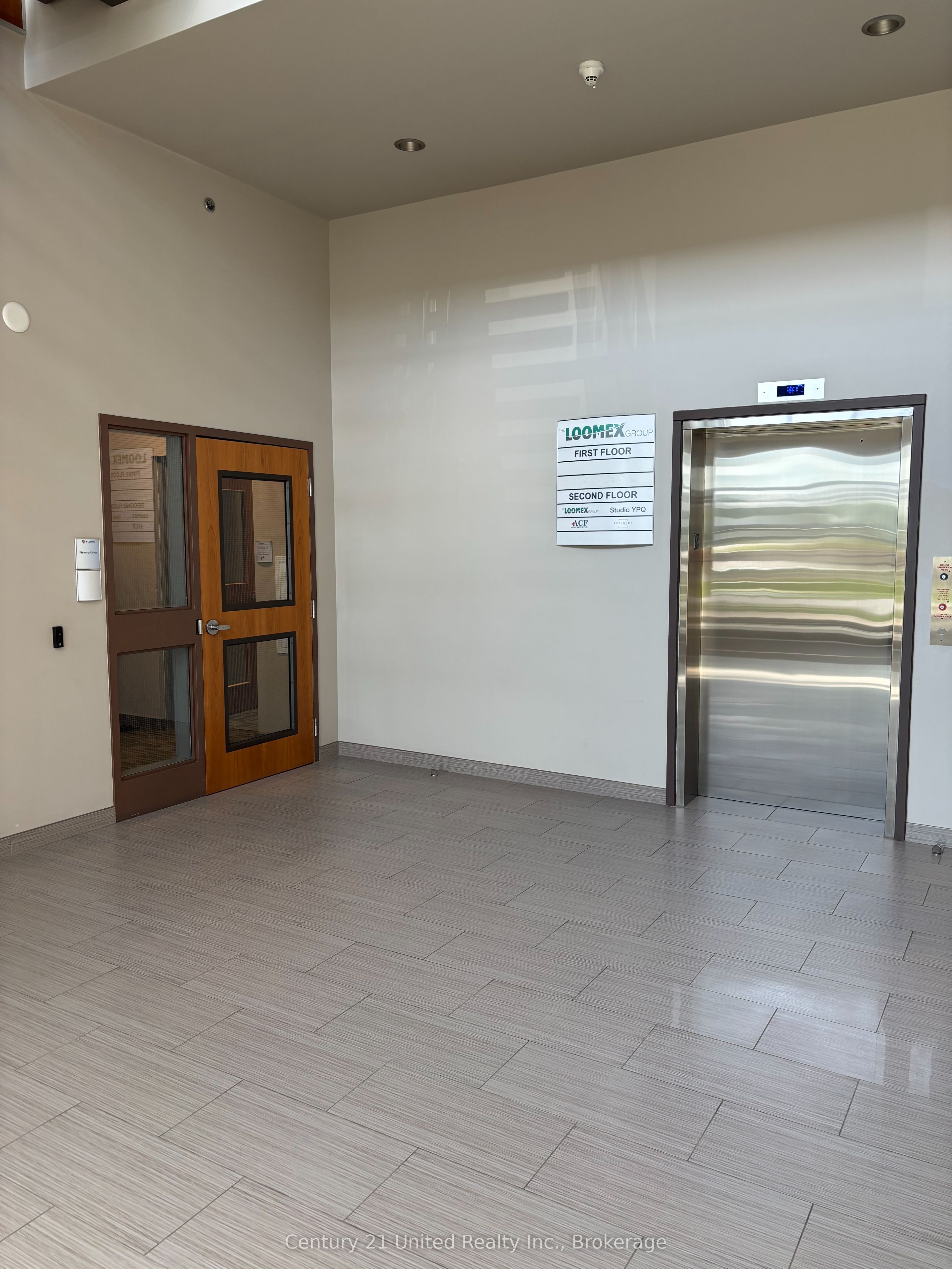 550 - 925 Airport Road Zone C Property Photo 6