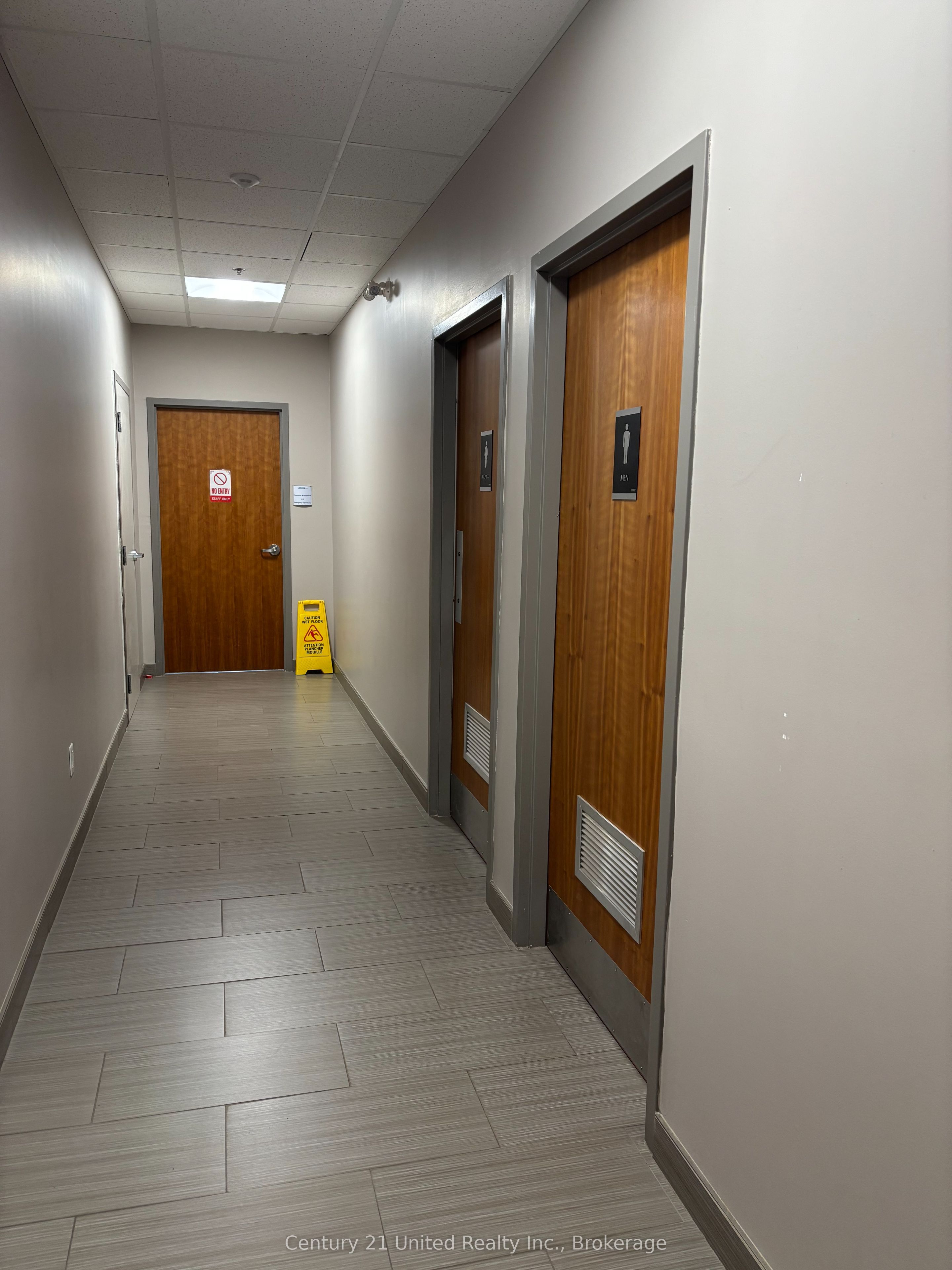 550 - 925 Airport Road Zone C Property Photo 13