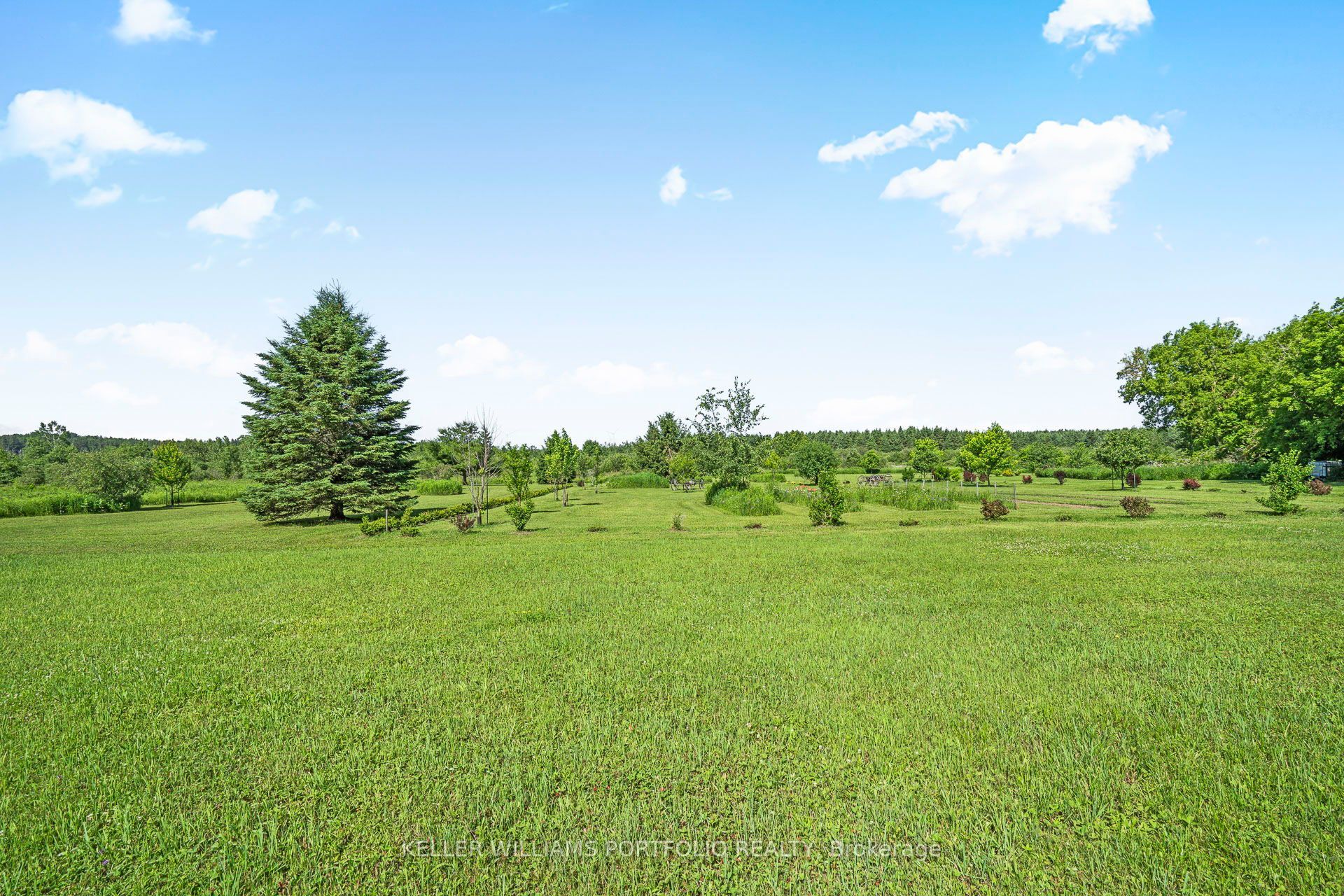 254588 Ninth Line Property Photo 9