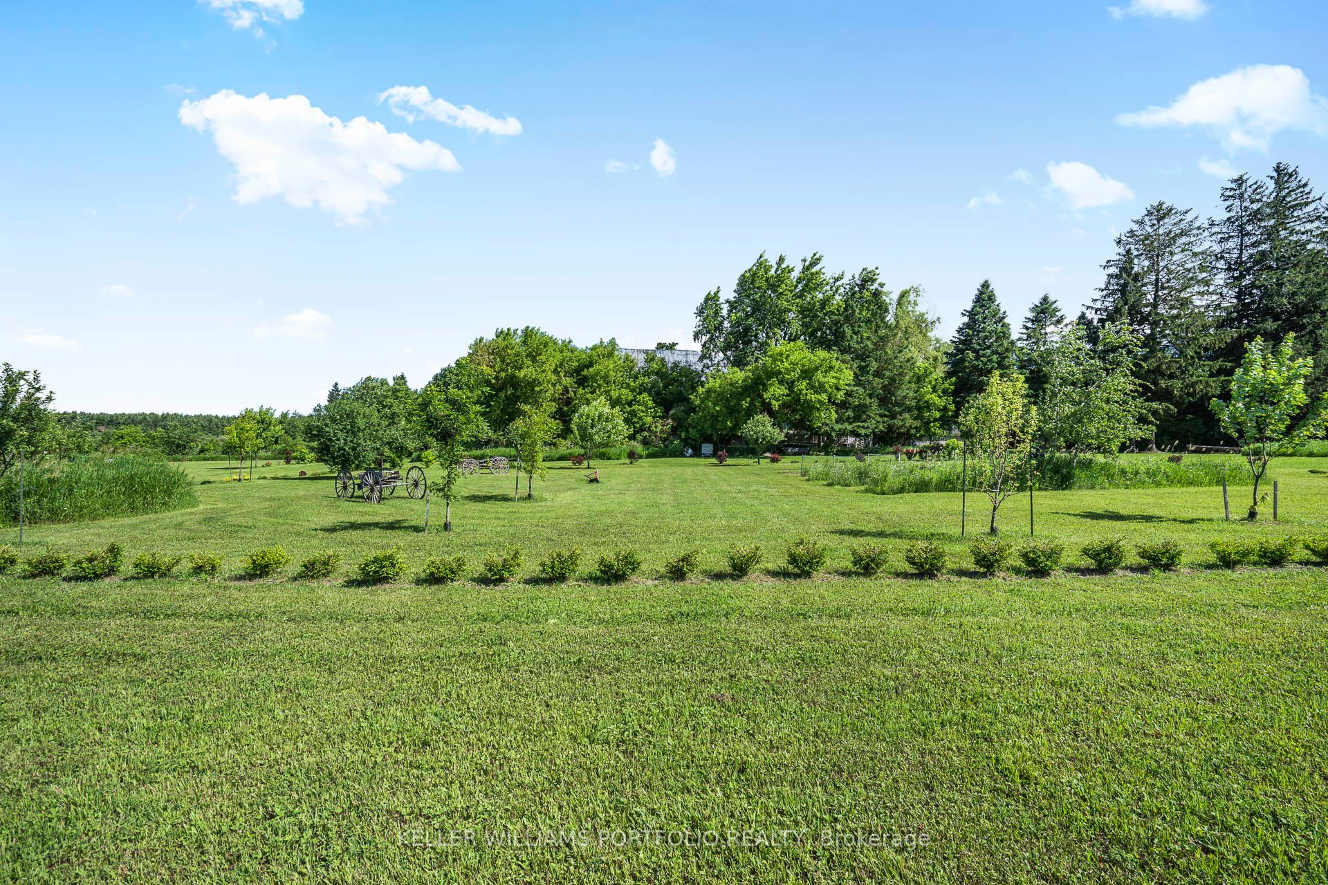 254588 Ninth Line Property Photo 11