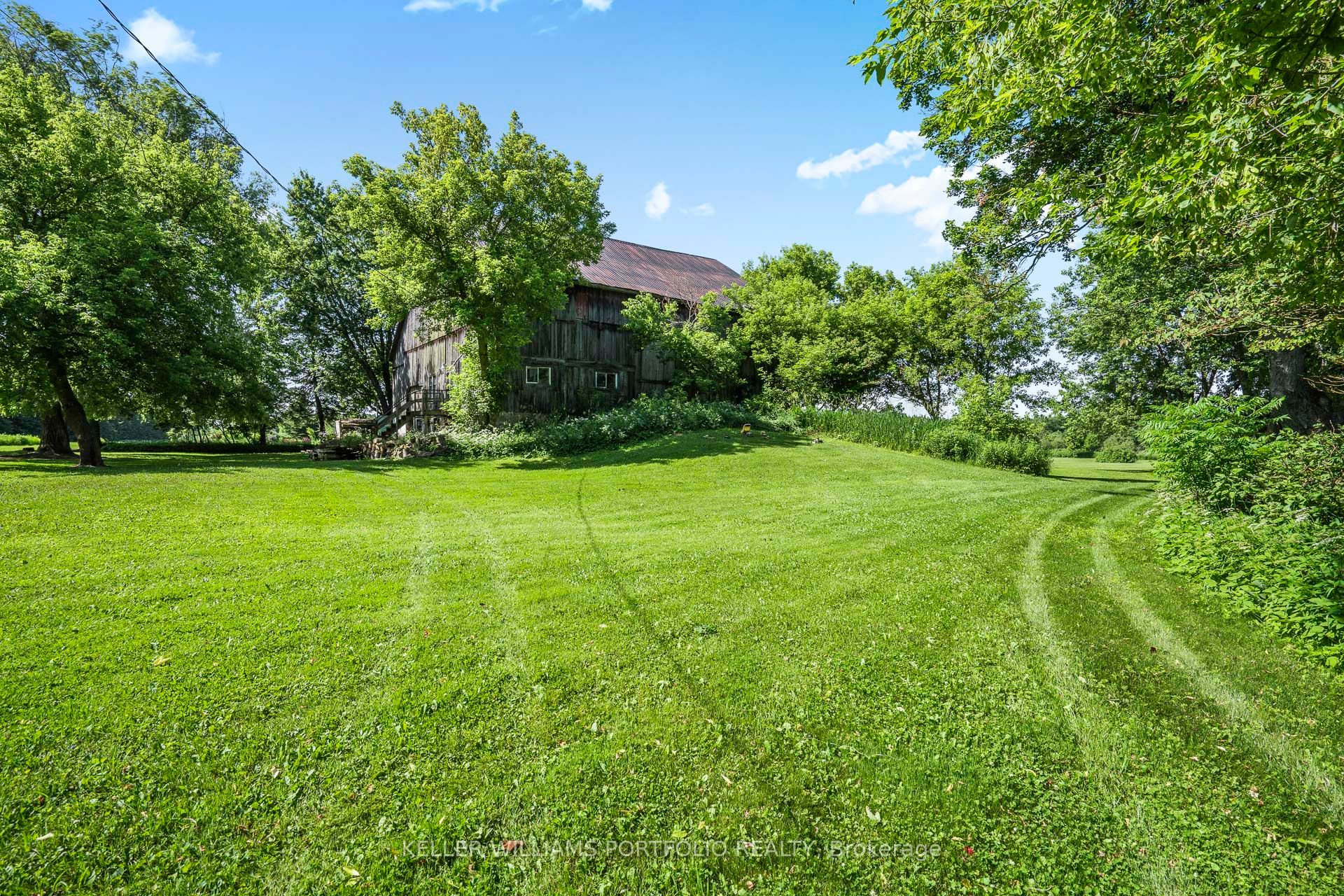 254588 Ninth Line Property Photo 29