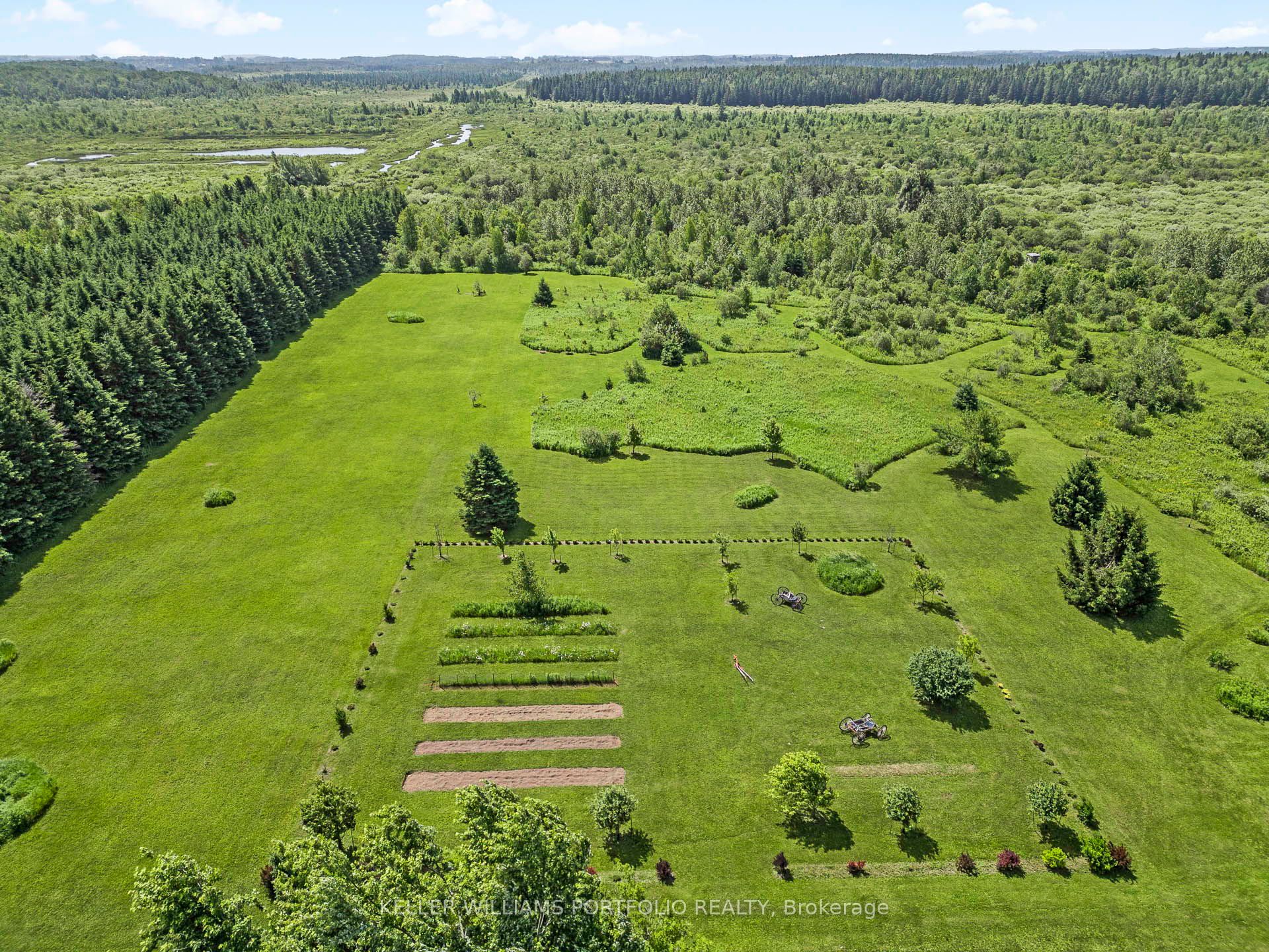 254588 Ninth Line Property Photo 41