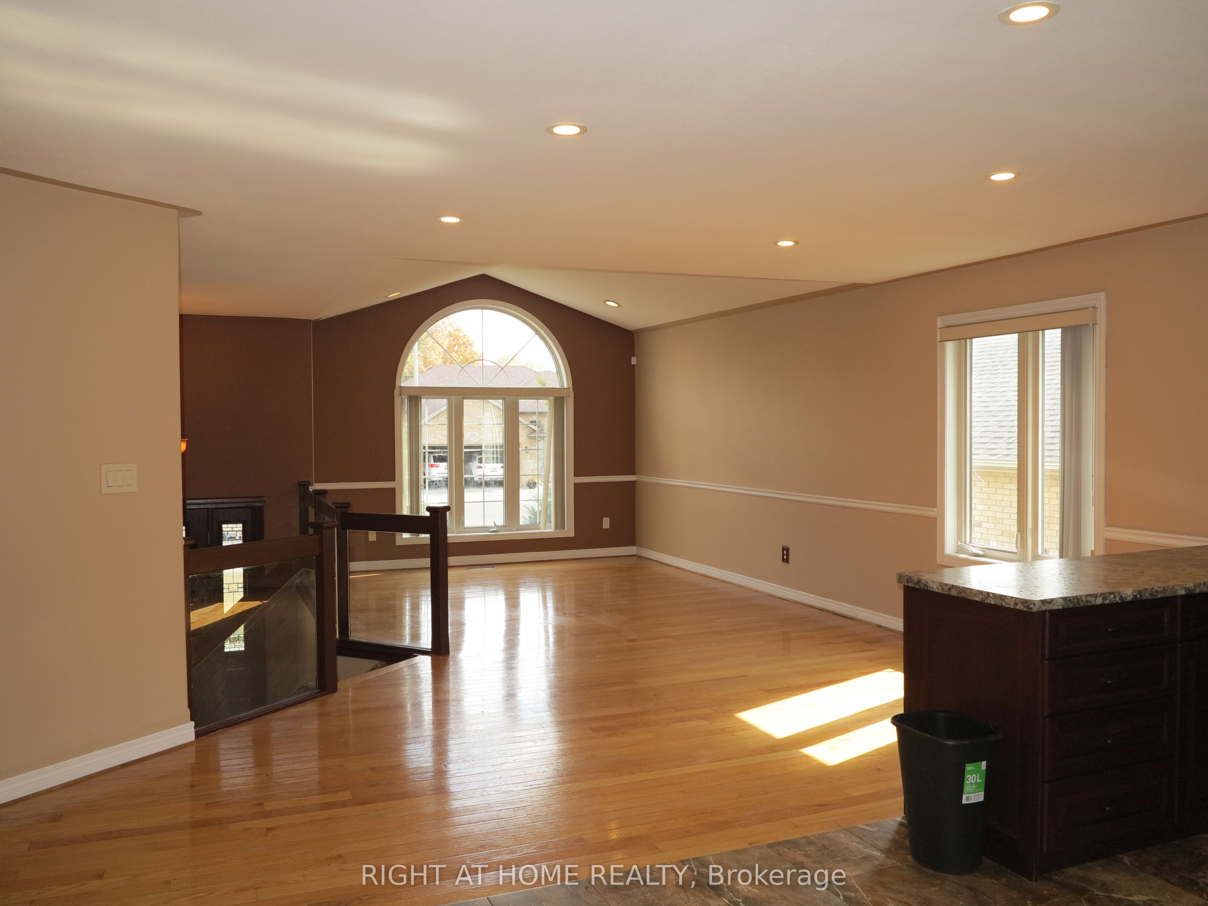 101 Joanne Court Property Photo 6