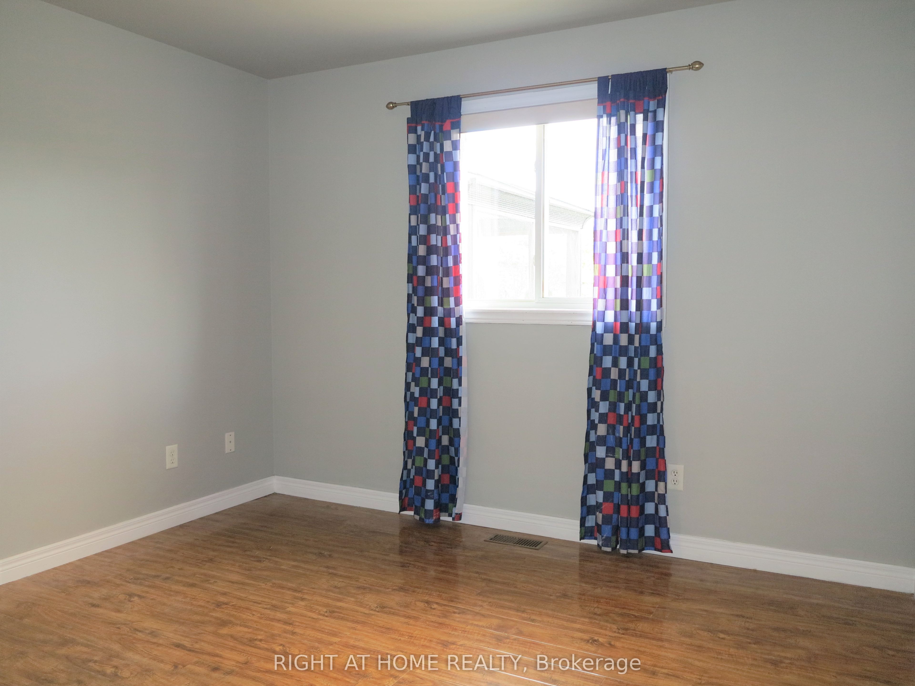 101 Joanne Court Property Photo 14