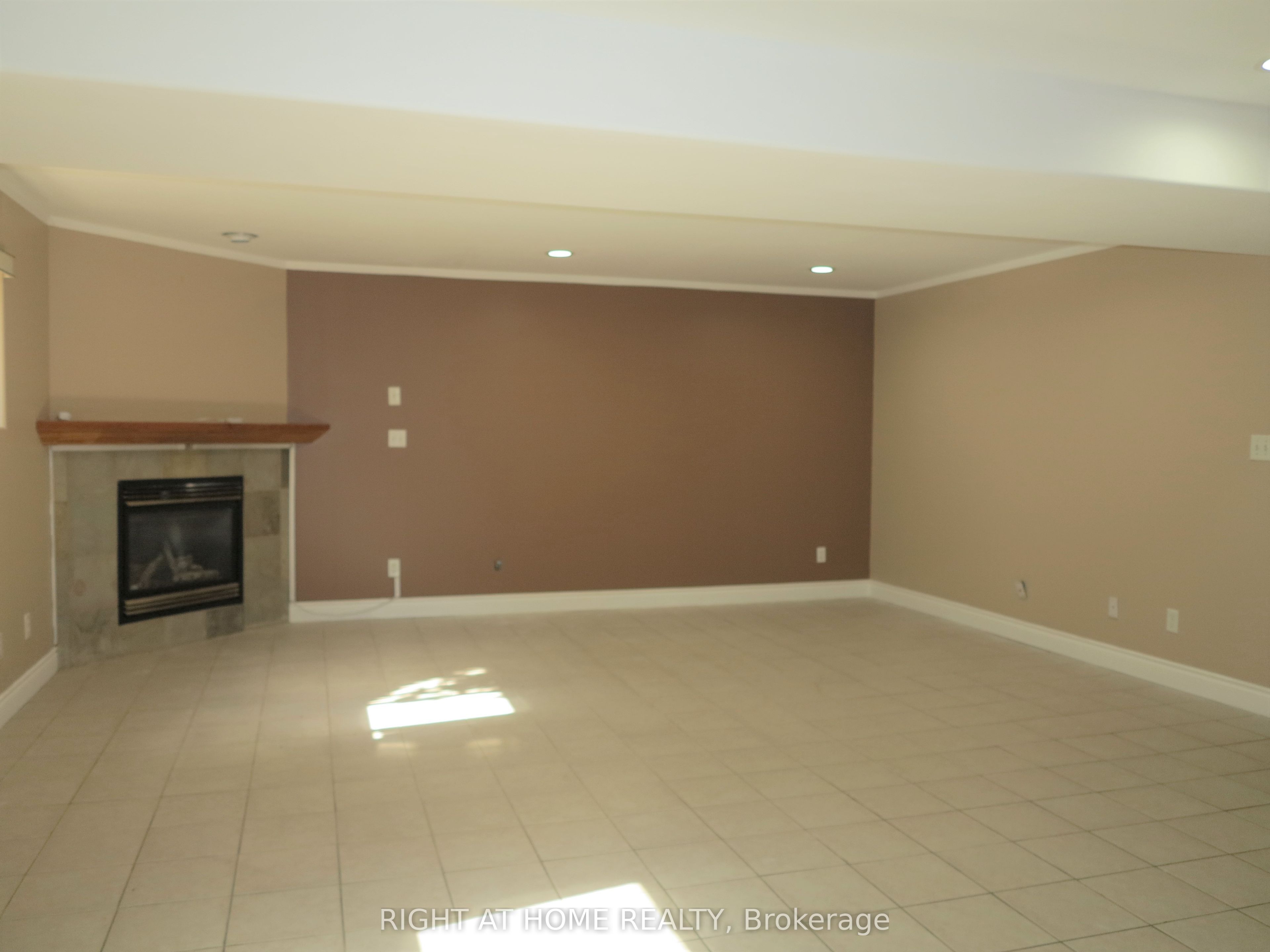 101 Joanne Court Property Photo 20
