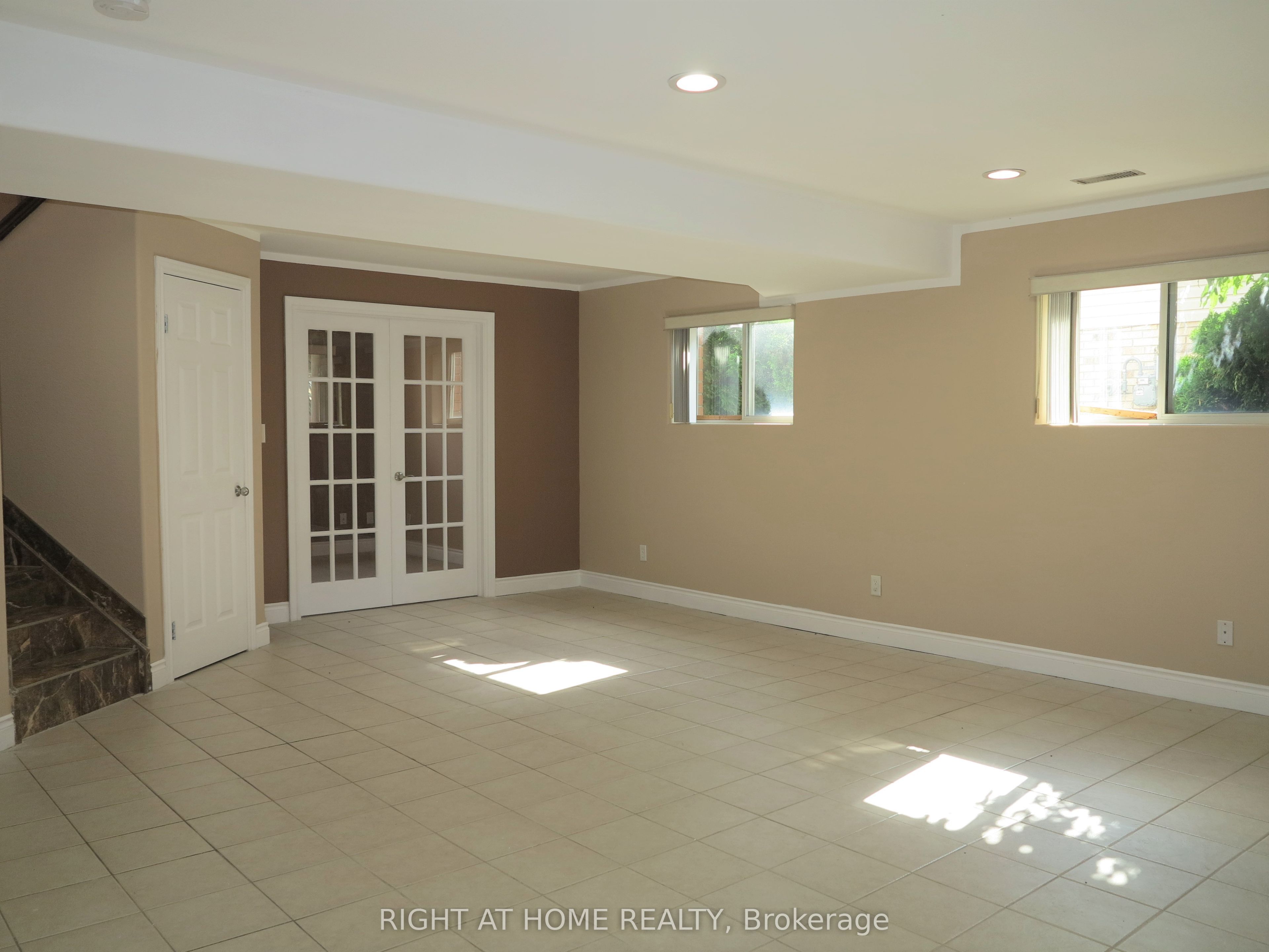 101 Joanne Court Property Photo 22