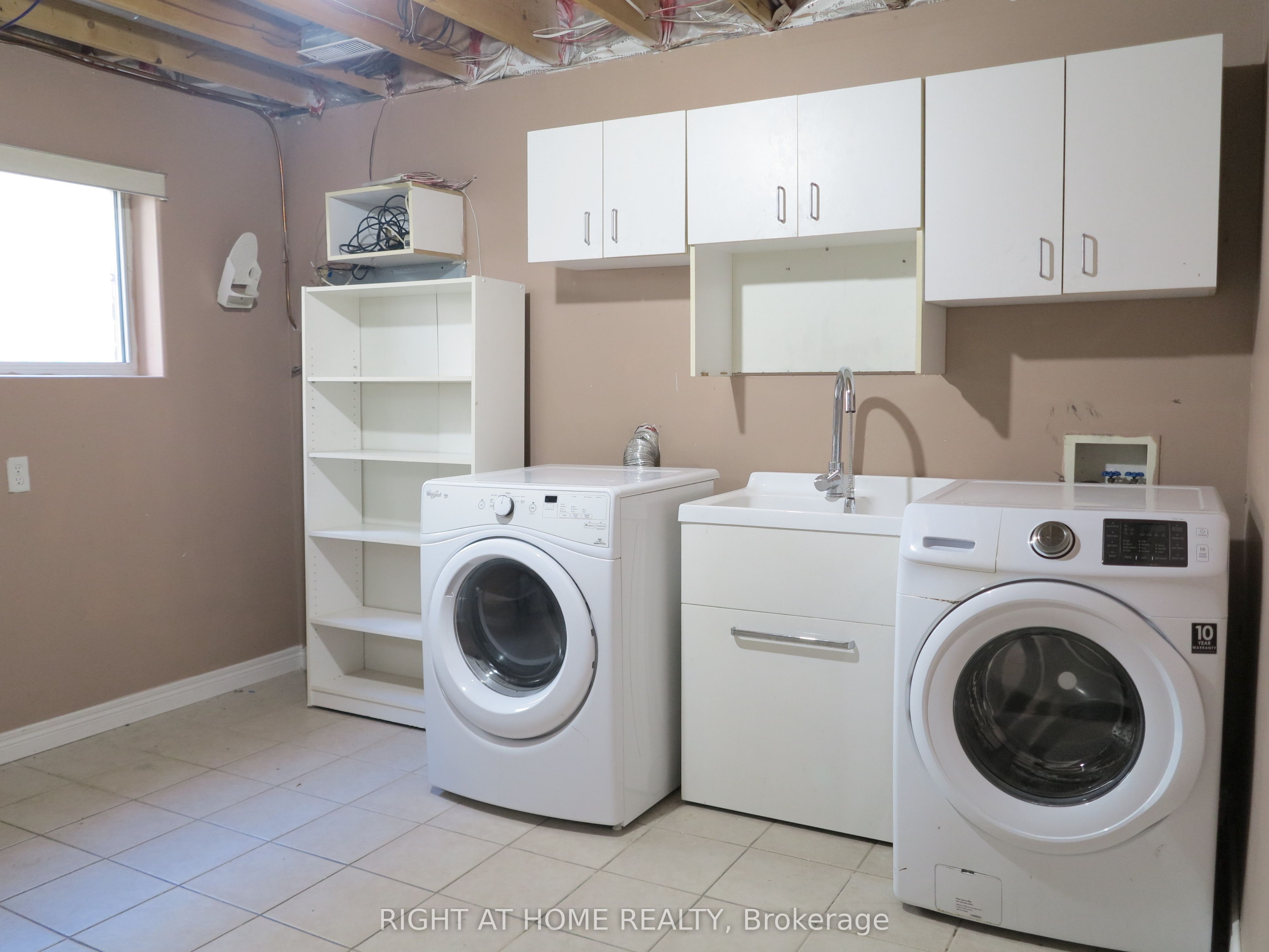 101 Joanne Court Property Photo 27