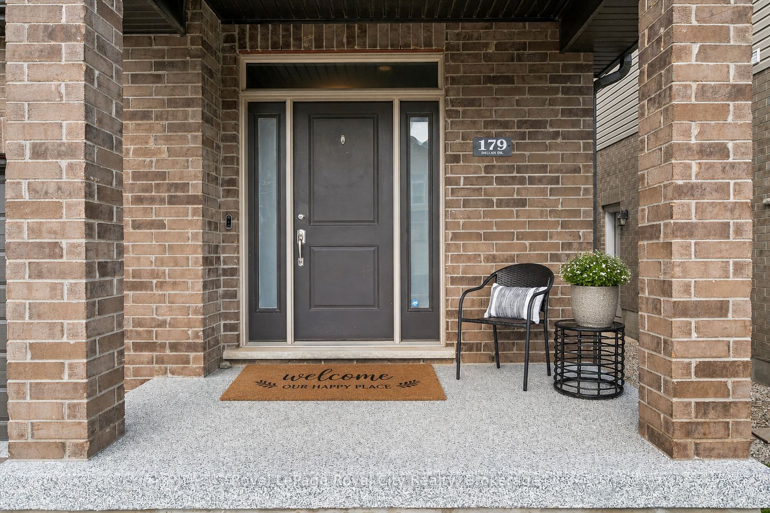 179 Dallan Drive Property Photo 3