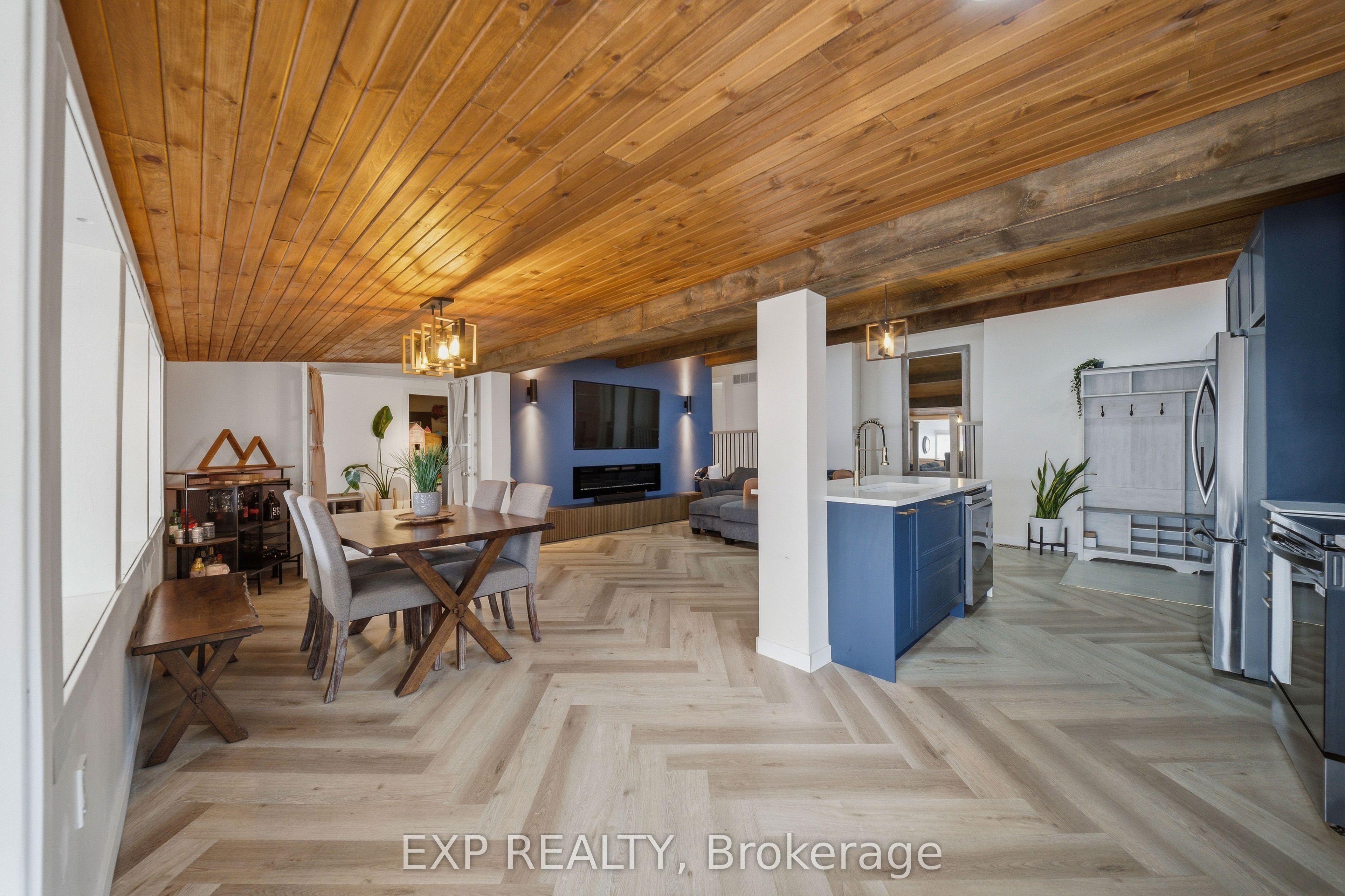 15 Neely Street Property Photo 6