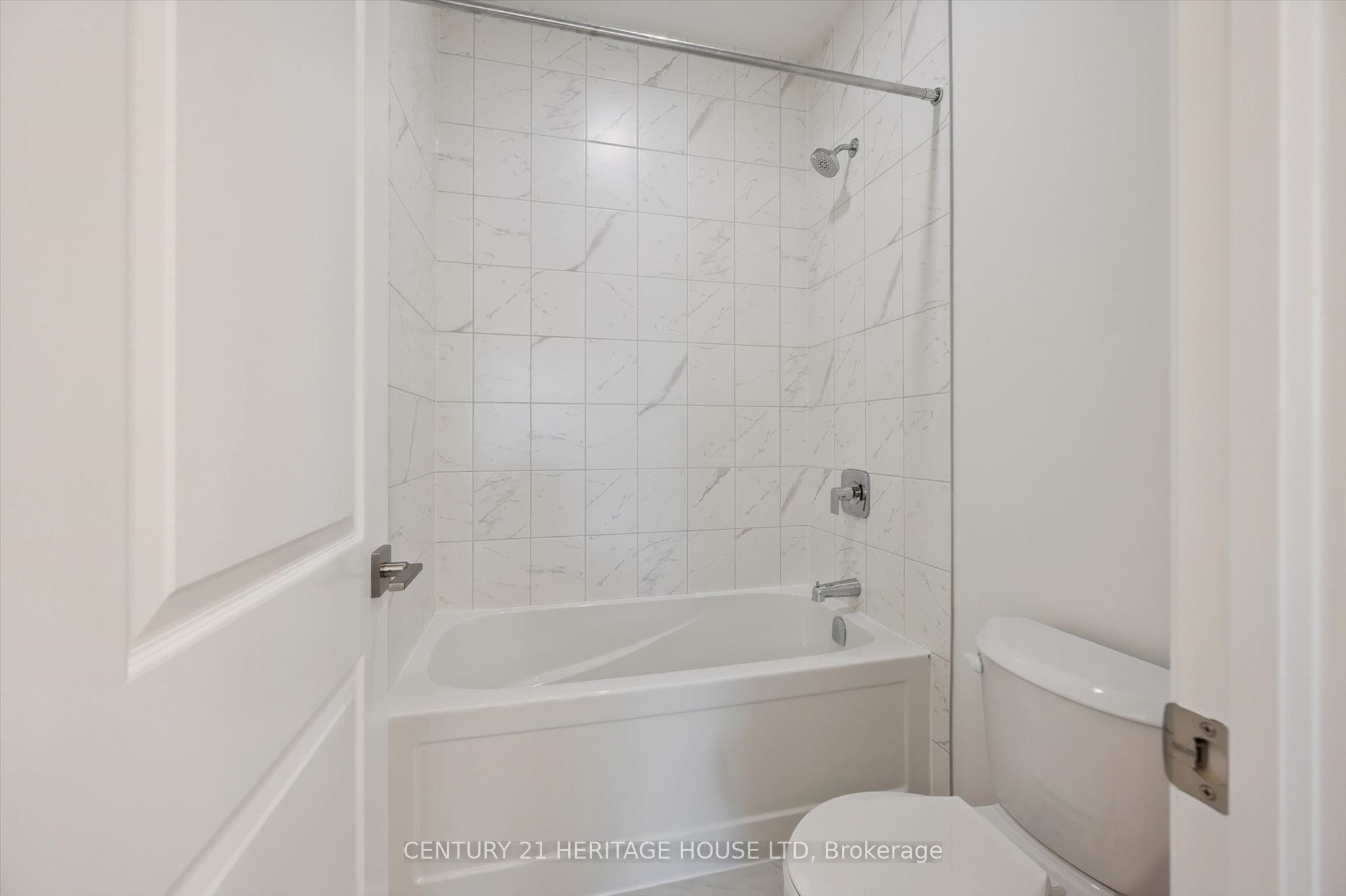 525 Erinbrook Drive B047 Property Photo 49