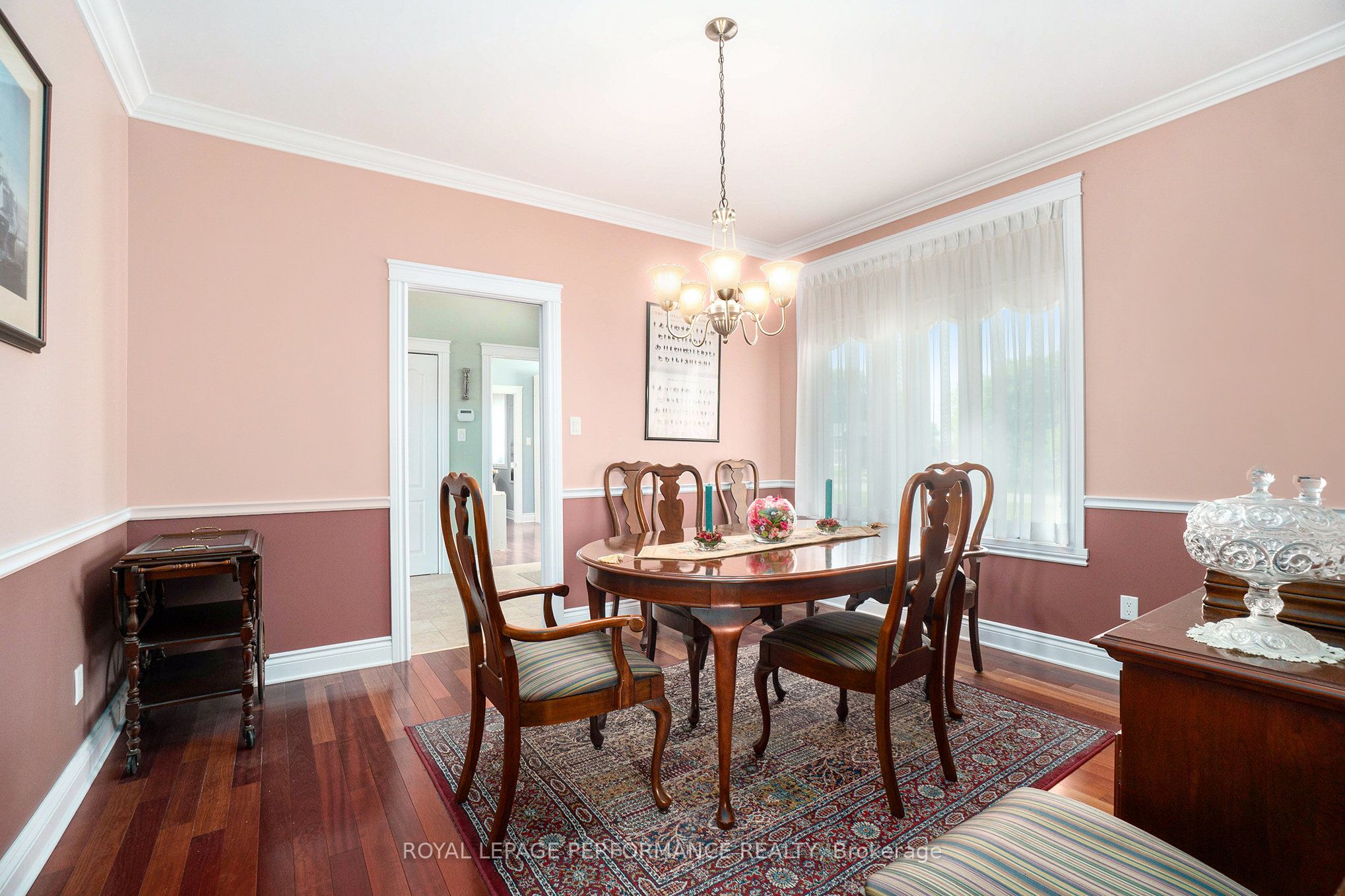3285 Broadway Avenue Property Photo 10