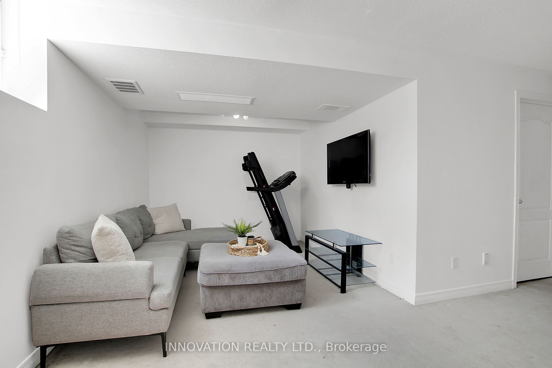 24 Crampton Drive Property Photo 28